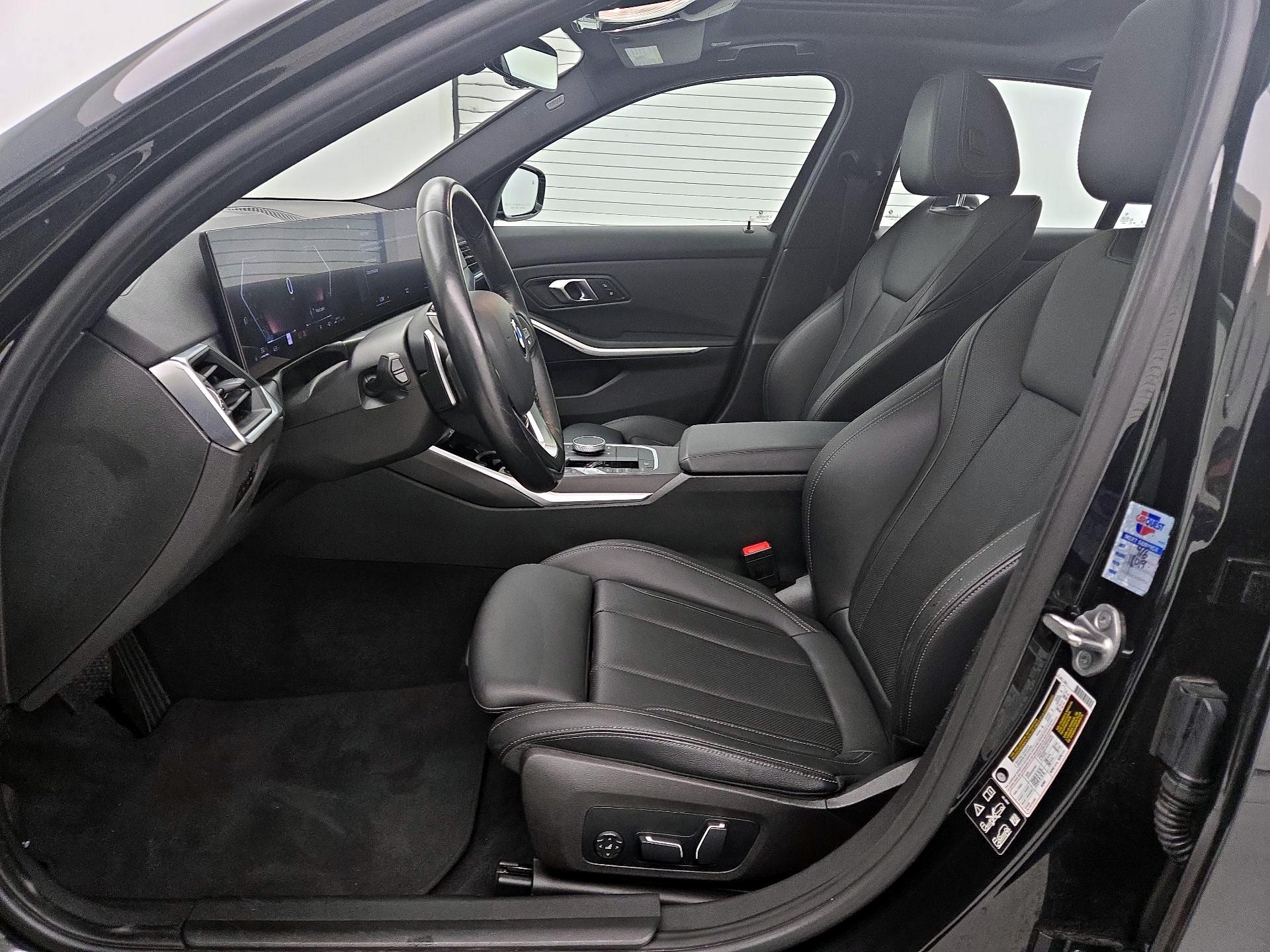 Thumbnail: 2024 BMW 3 Series - 11