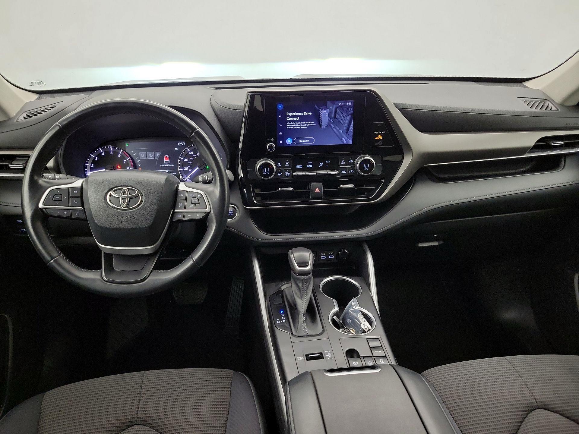 Thumbnail: 2023 Toyota Highlander - 9