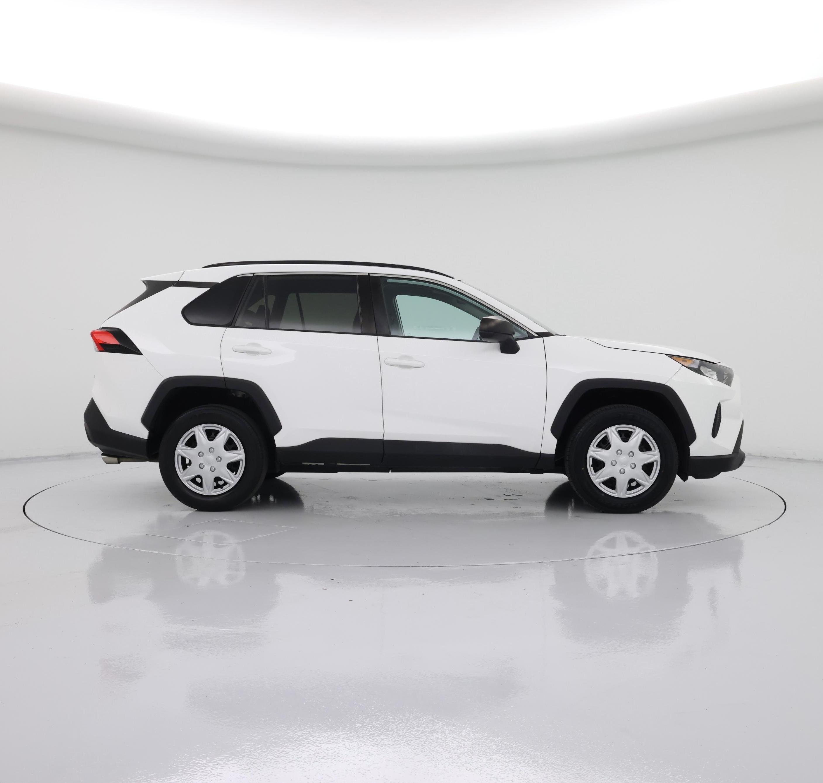 Thumbnail: 2021 Toyota RAV4 - 7