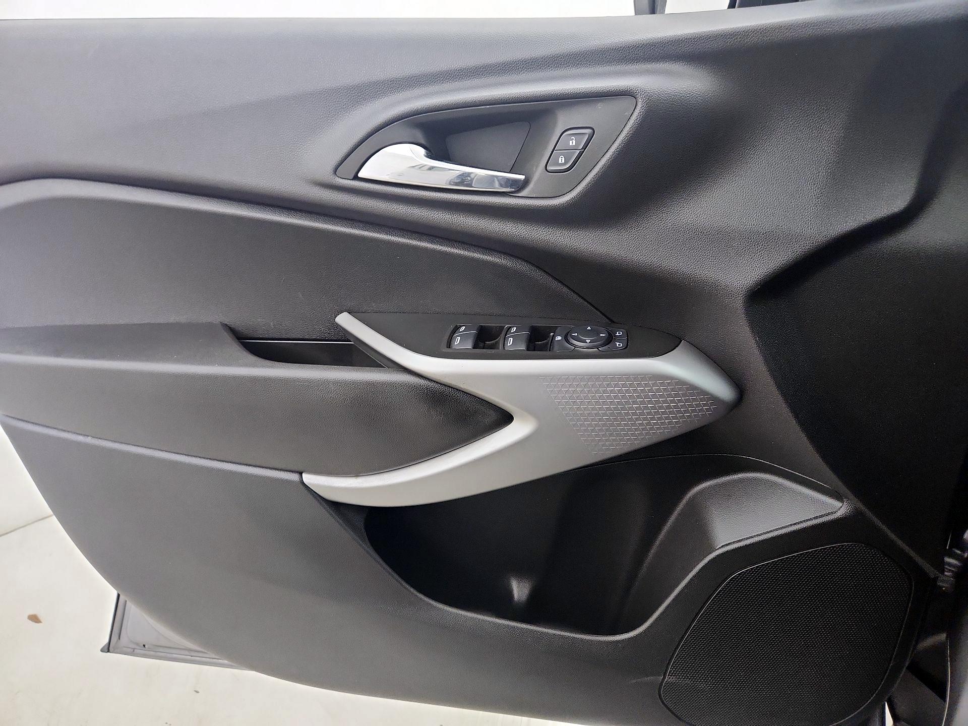 Thumbnail: 2024 Chevrolet Trax - 12