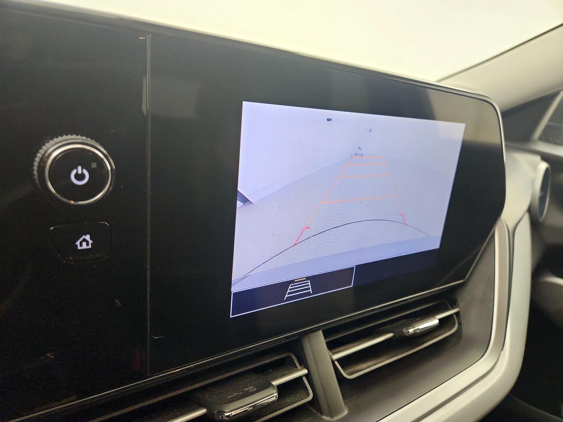 Thumbnail: 2024 Chevrolet Trax - 14