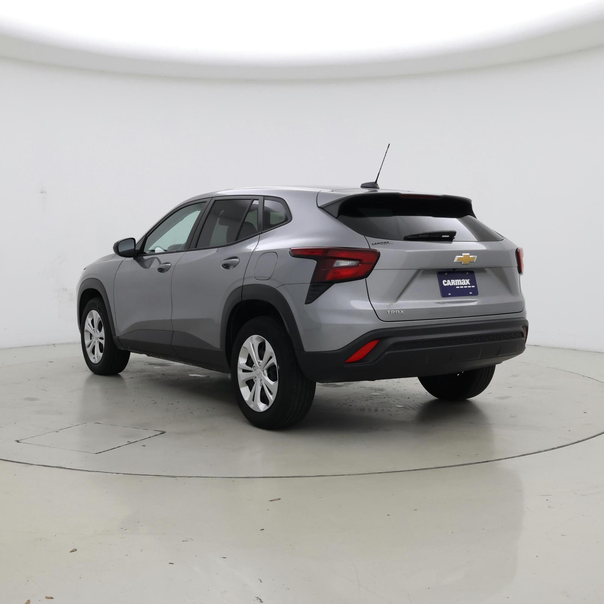 Thumbnail: 2024 Chevrolet Trax - 2