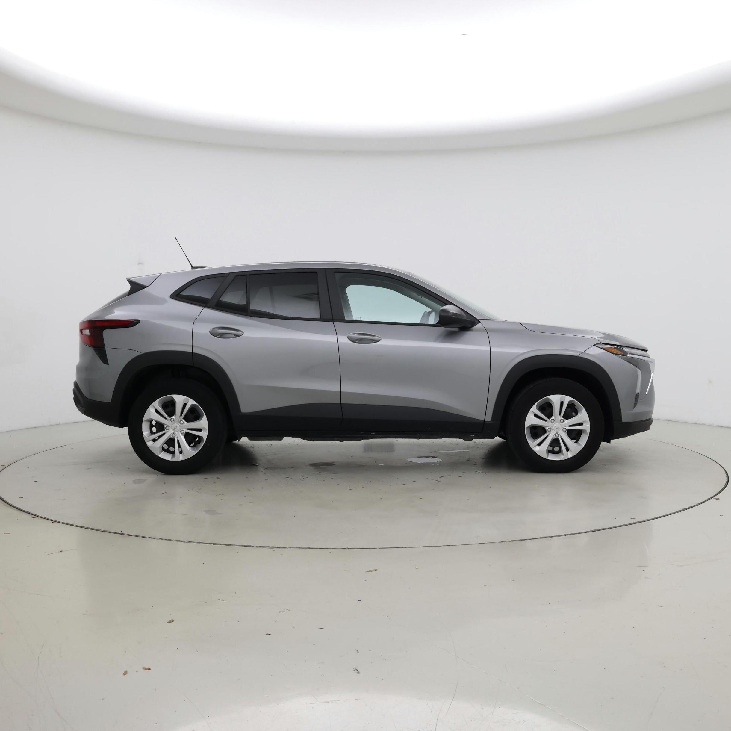 Thumbnail: 2024 Chevrolet Trax - 7