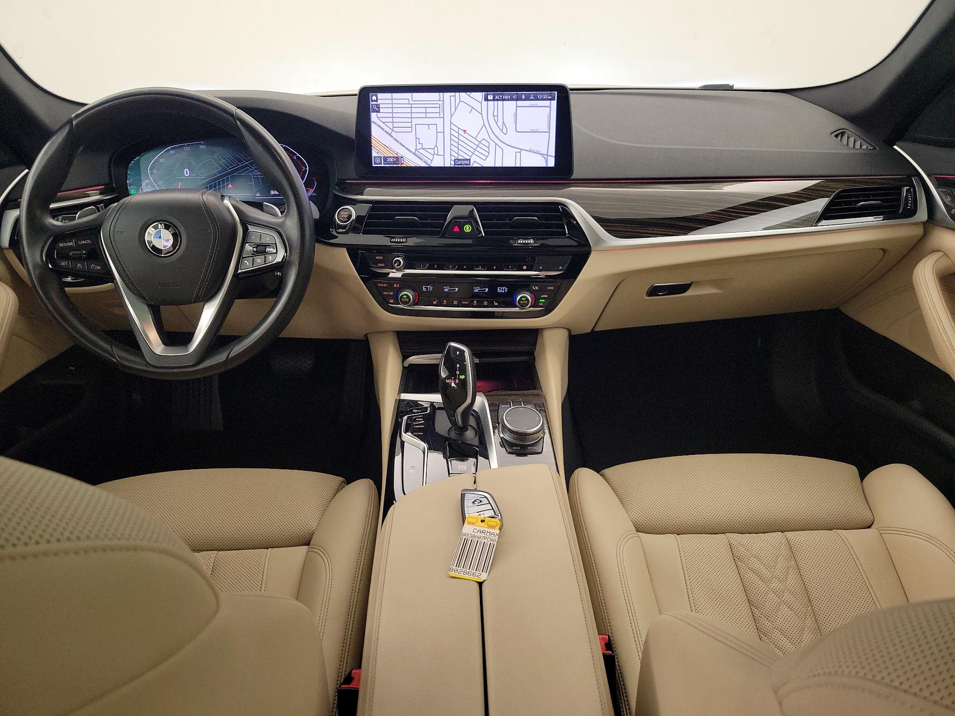 Thumbnail: 2023 BMW 5 Series - 9