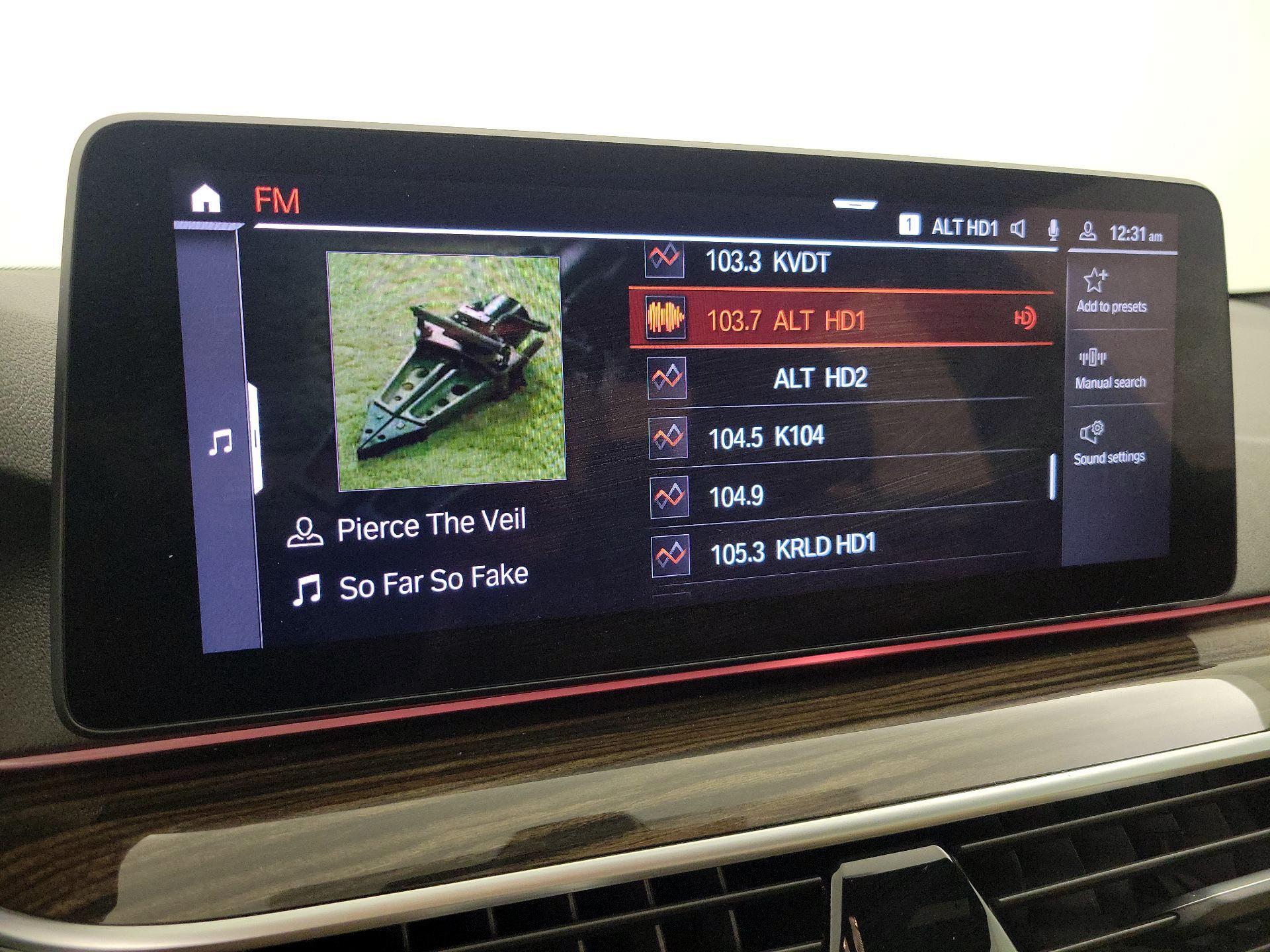 Thumbnail: 2023 BMW 5 Series - 16