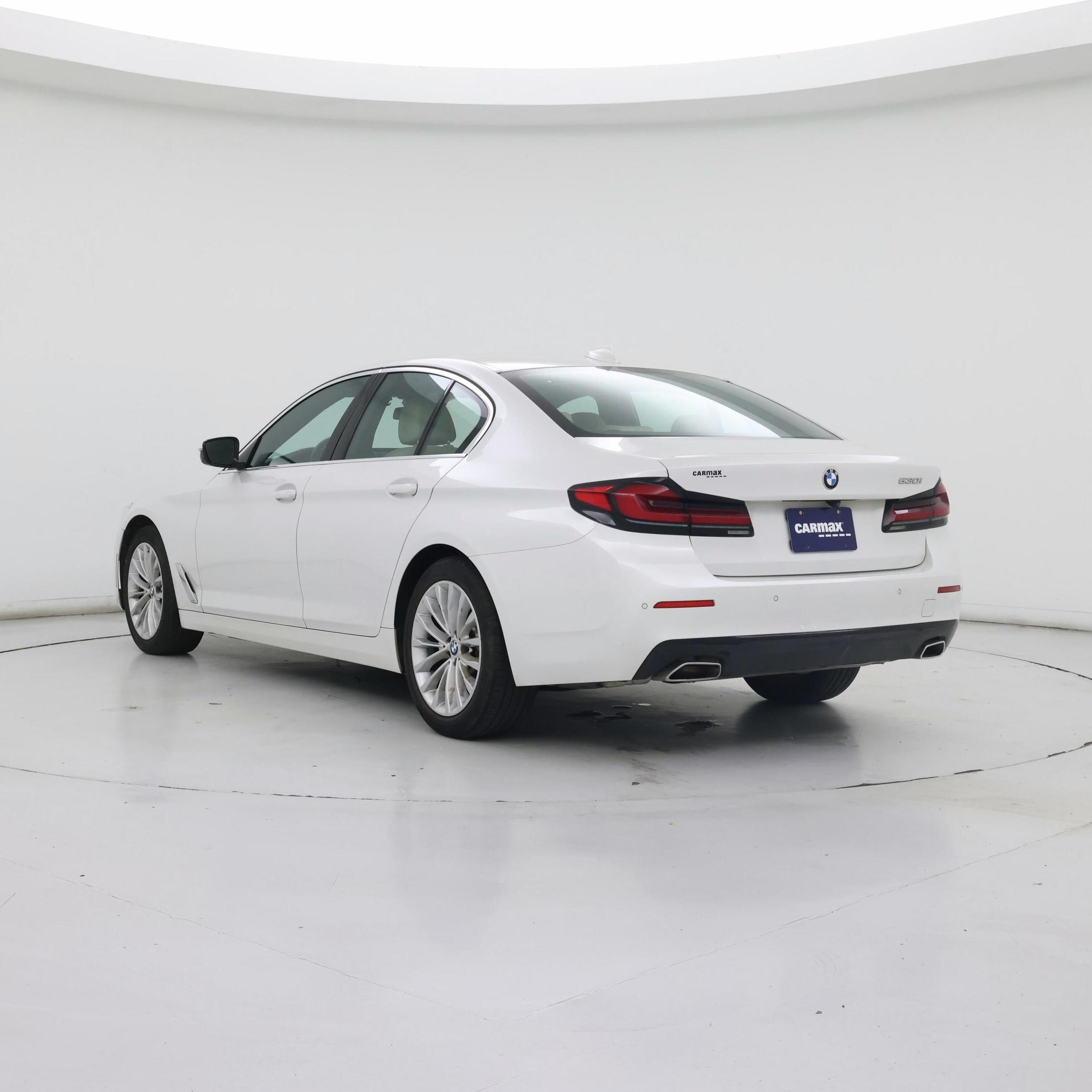 Thumbnail: 2023 BMW 5 Series - 2