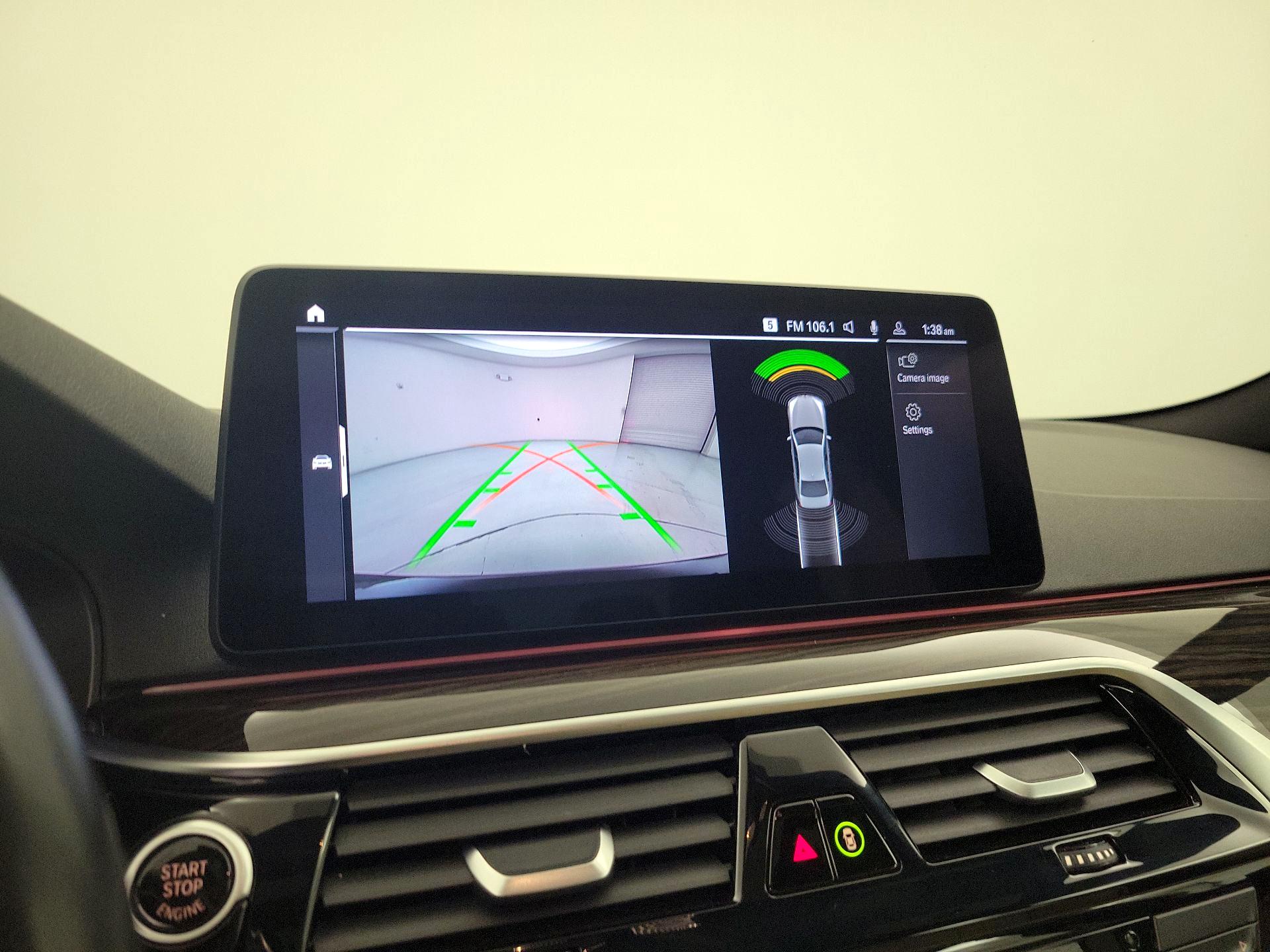 Thumbnail: 2023 BMW 5 Series - 14