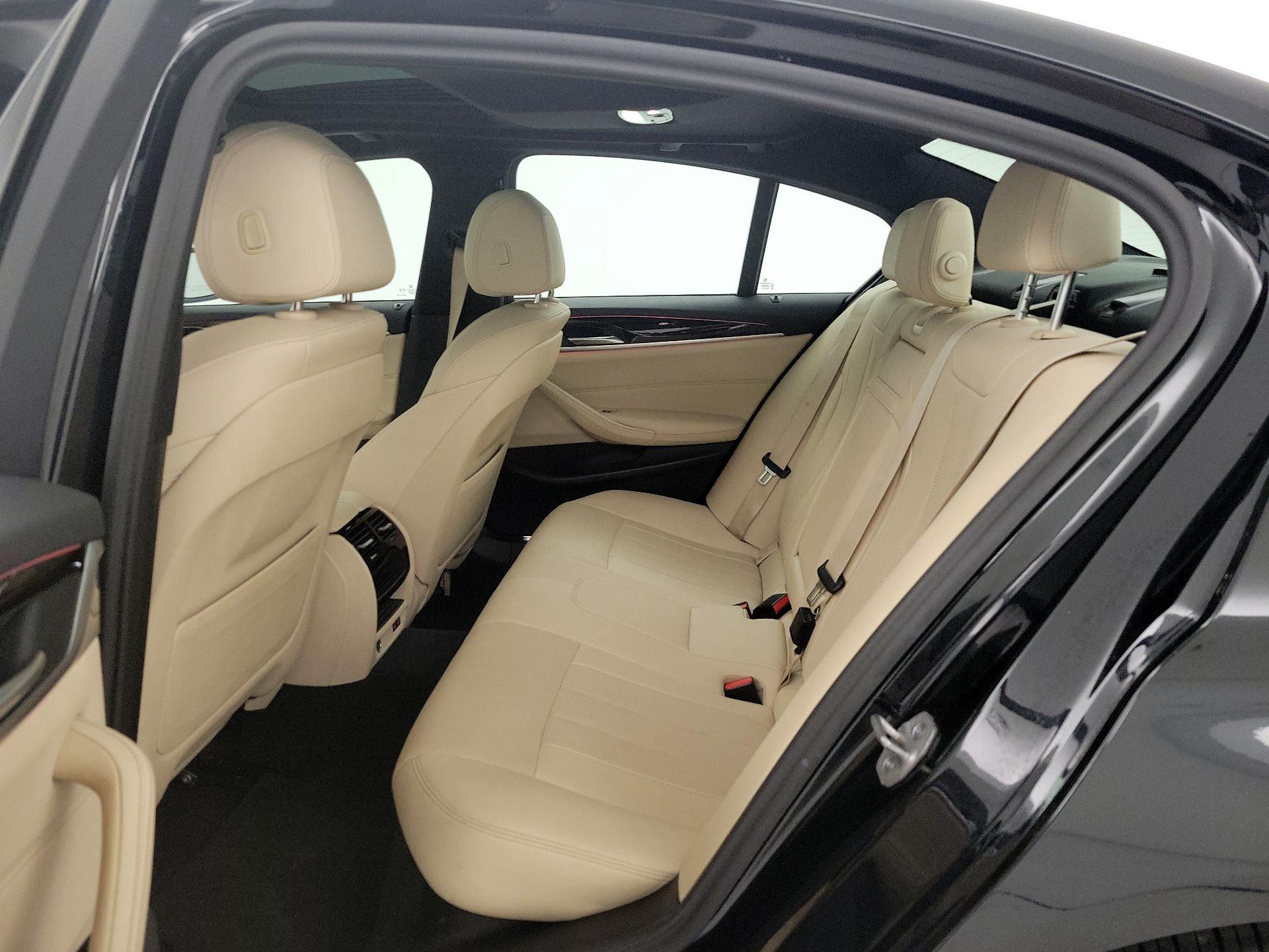 Thumbnail: 2023 BMW 5 Series - 19