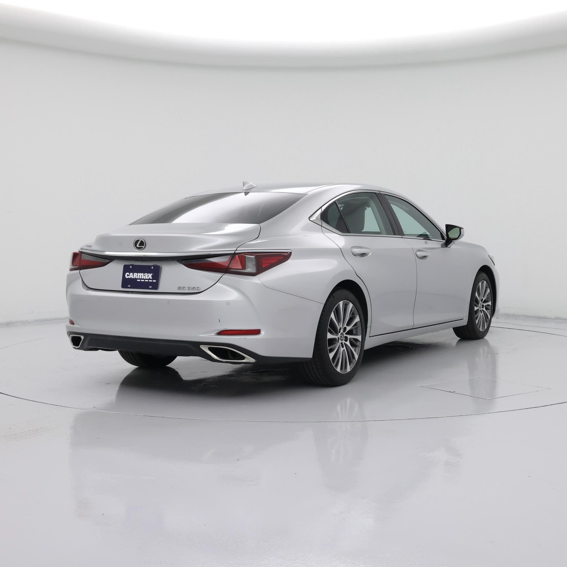 Thumbnail: 2019 Lexus ES - 8