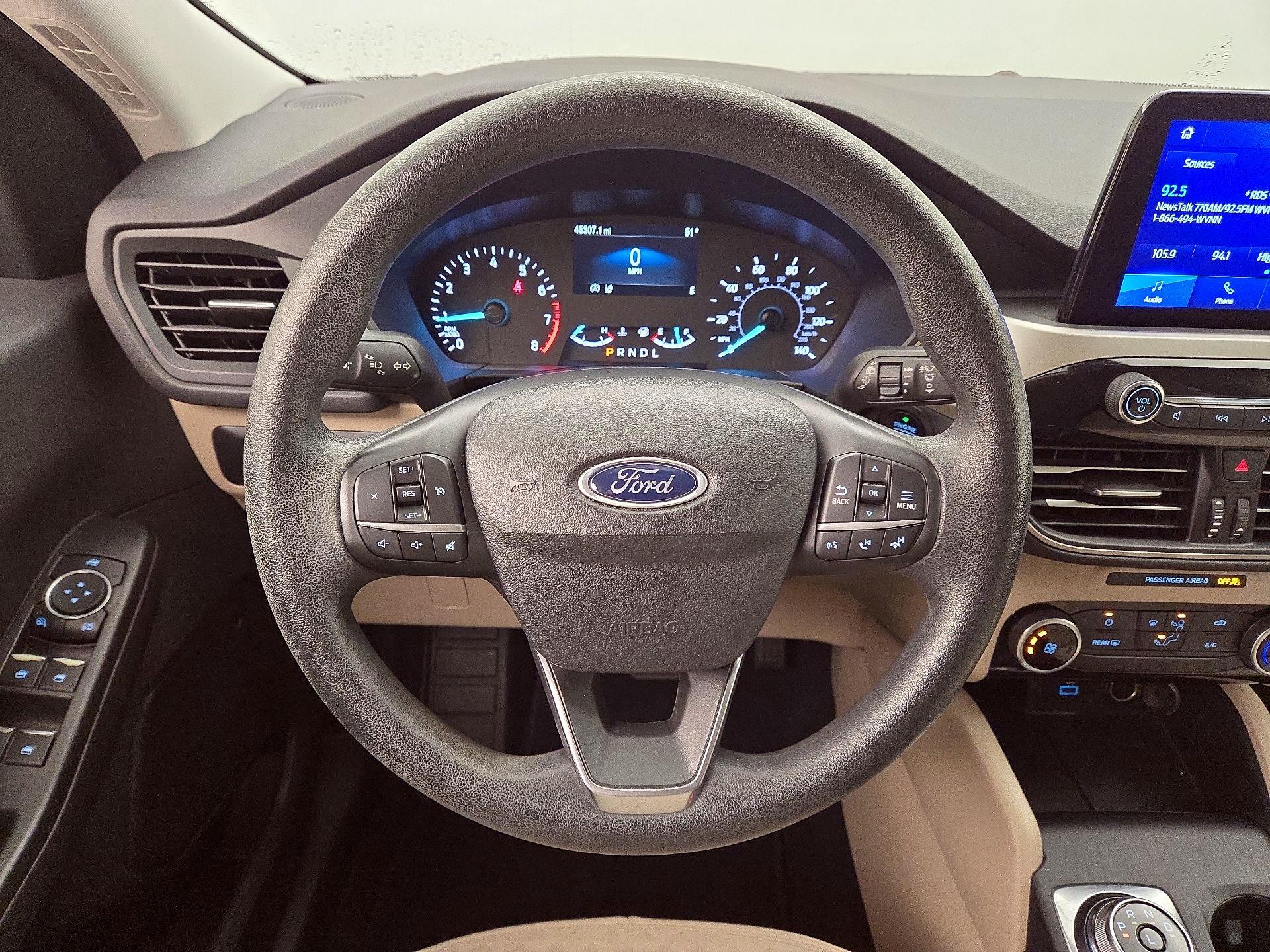 Thumbnail: 2022 Ford Escape - 10