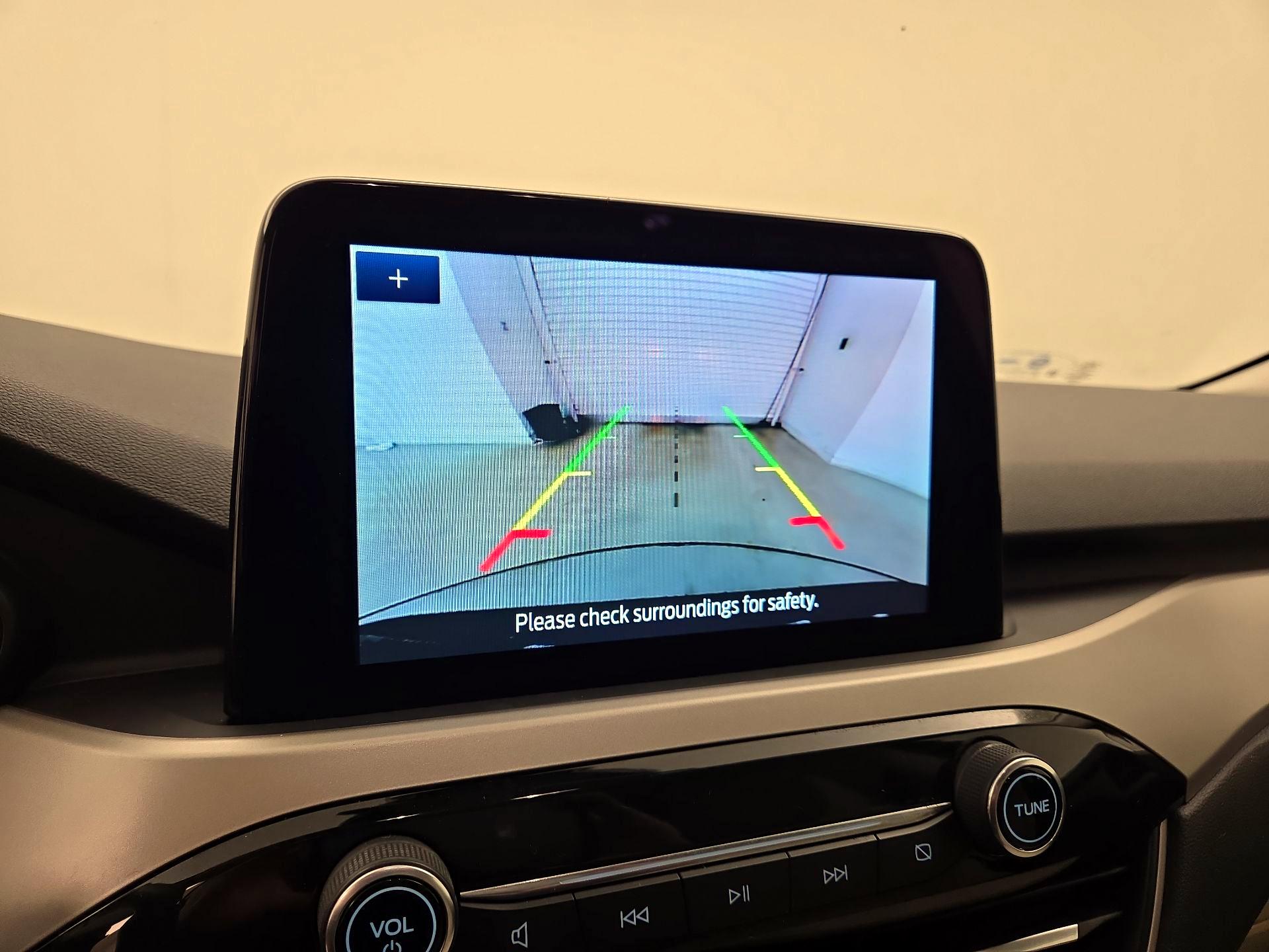 Thumbnail: 2022 Ford Escape - 14