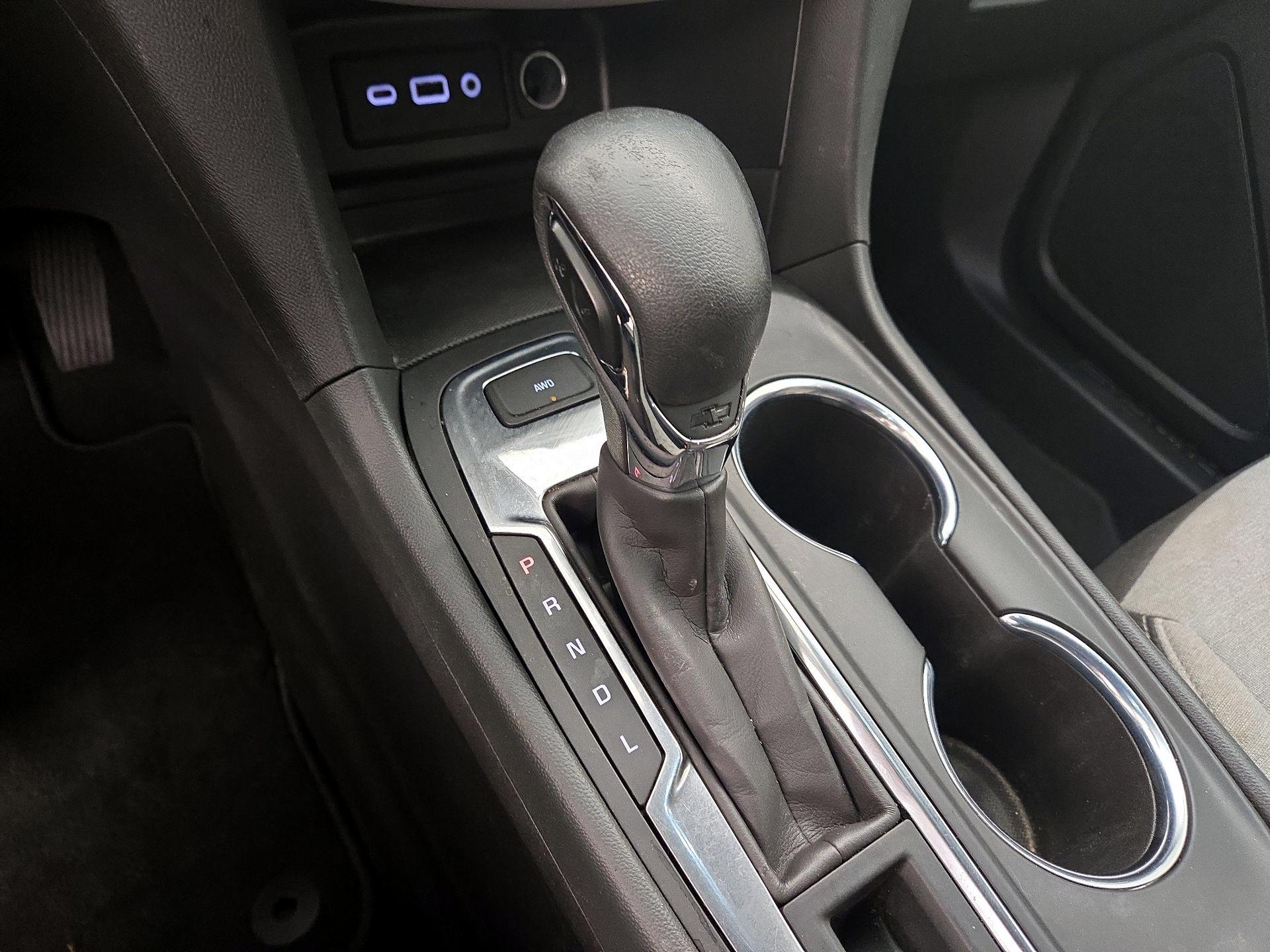 Thumbnail: 2023 Chevrolet Equinox - 17