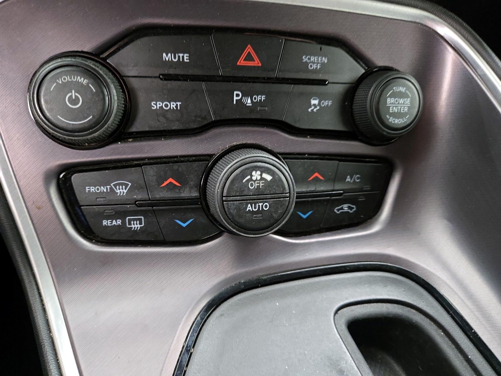 Thumbnail: 2021 Dodge Challenger - 16