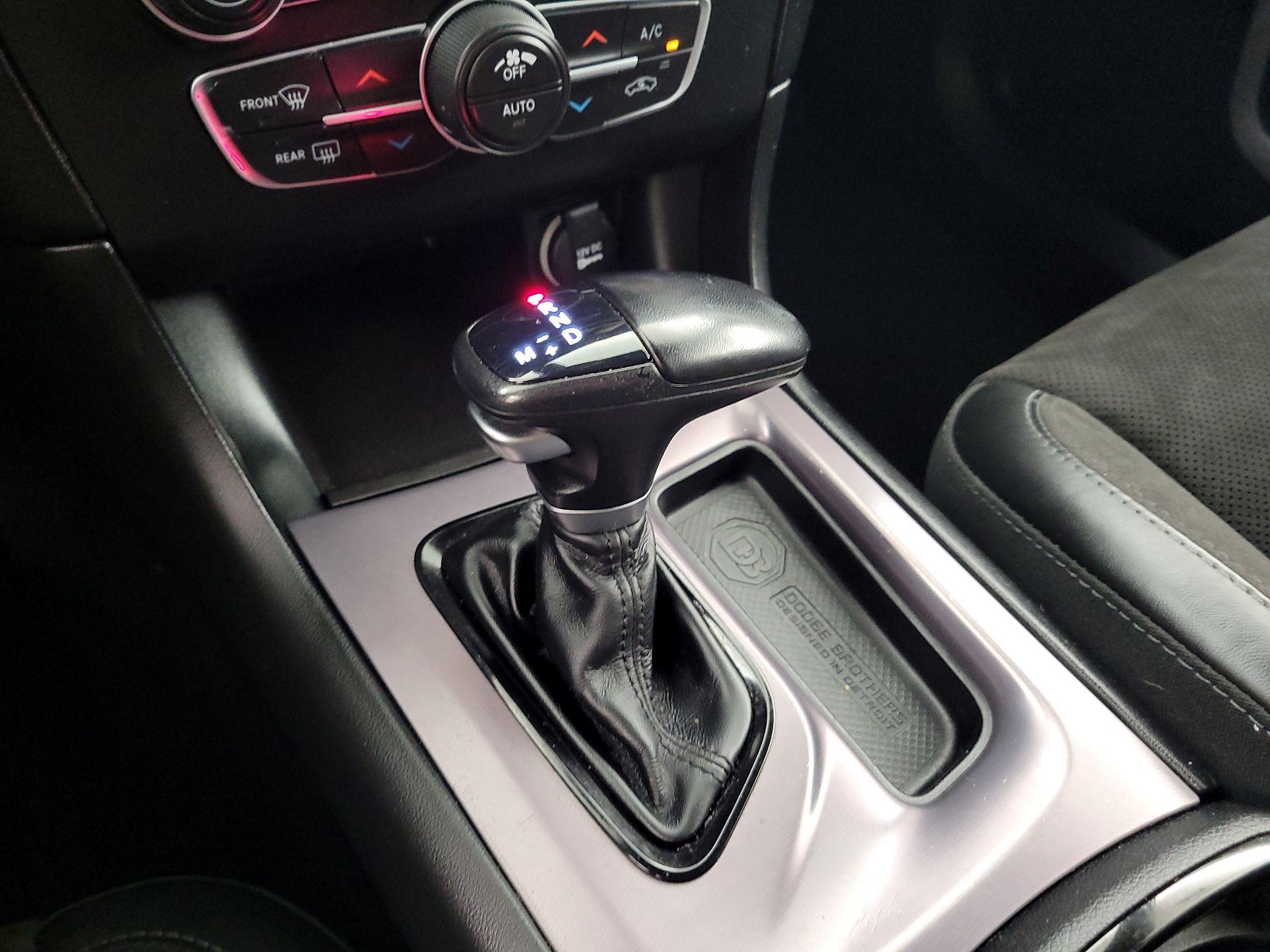 Thumbnail: 2022 Dodge Charger - 18