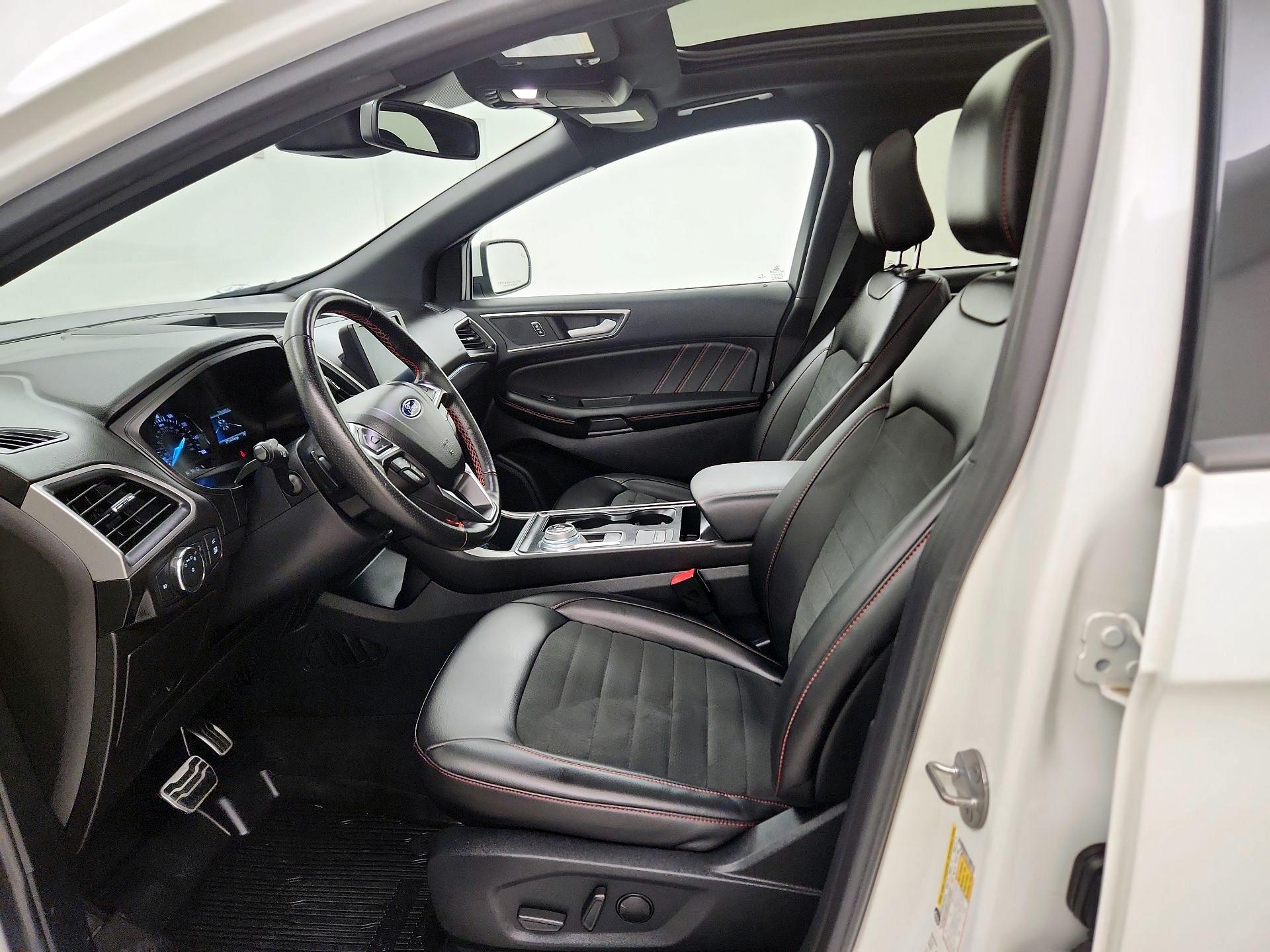 Thumbnail: 2022 Ford Edge - 11
