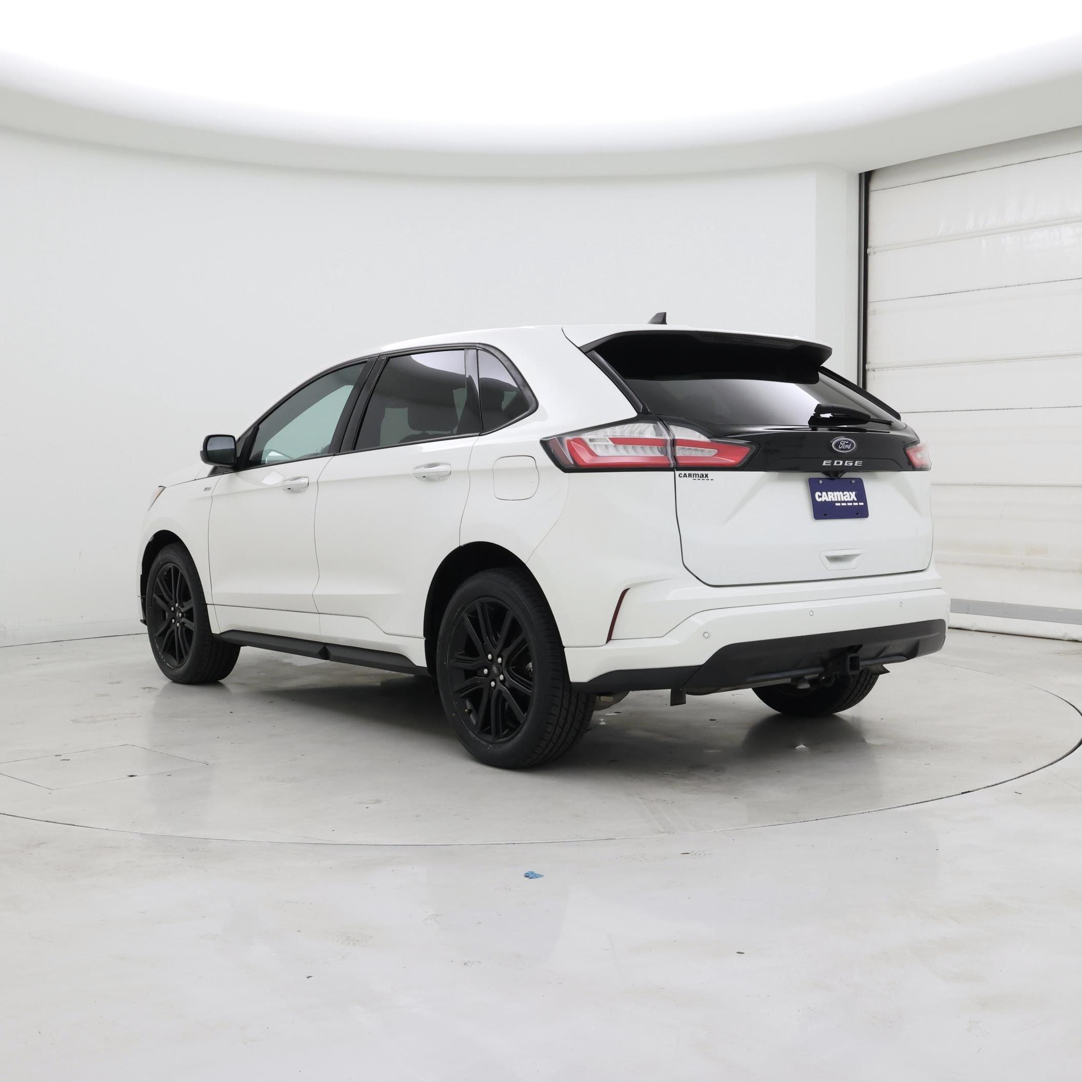 Thumbnail: 2022 Ford Edge - 2