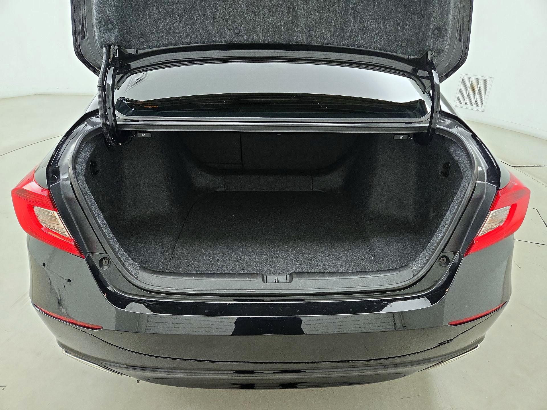 Thumbnail: 2022 Honda Accord - 20