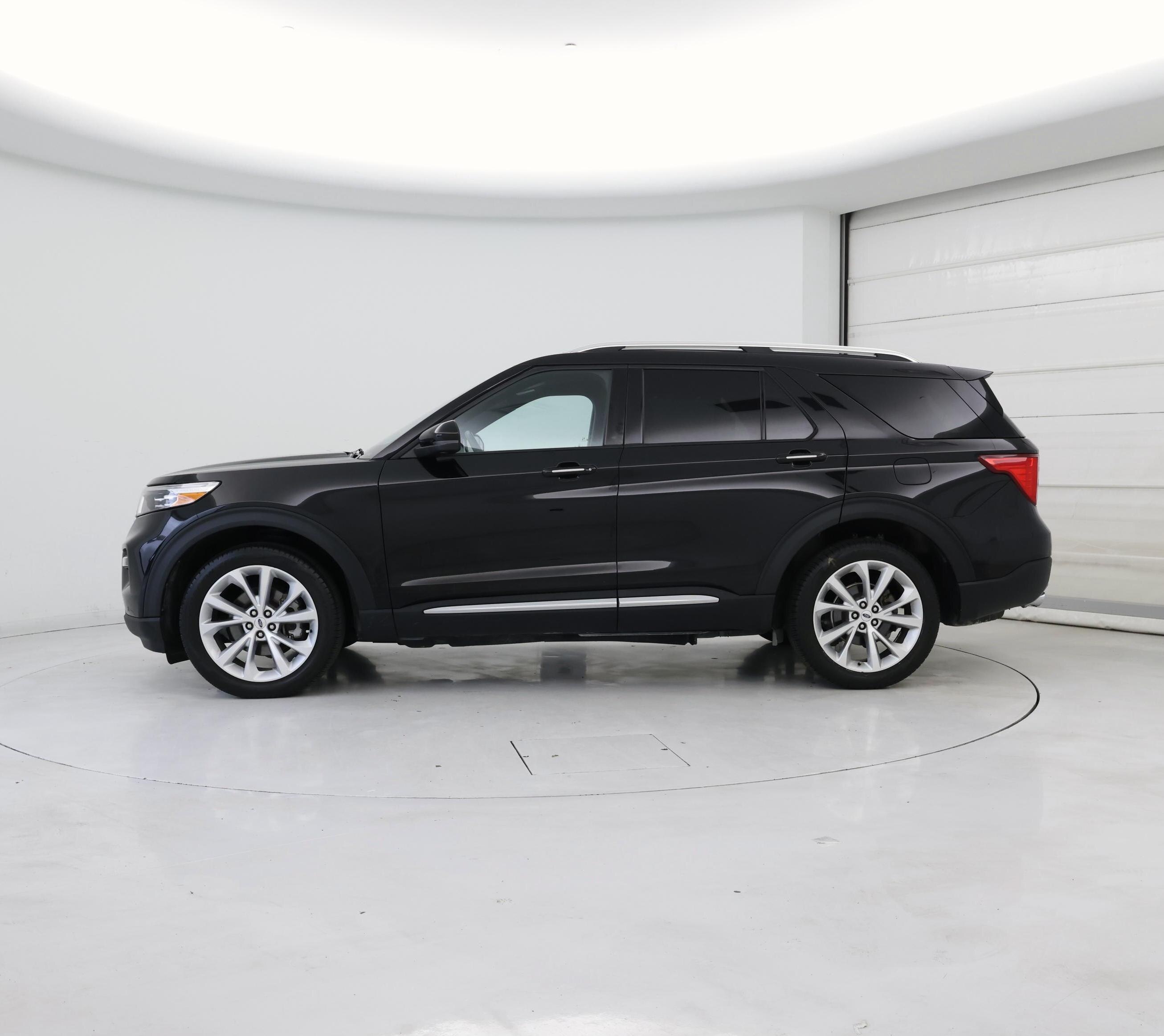 Thumbnail: 2023 Ford Explorer - 3