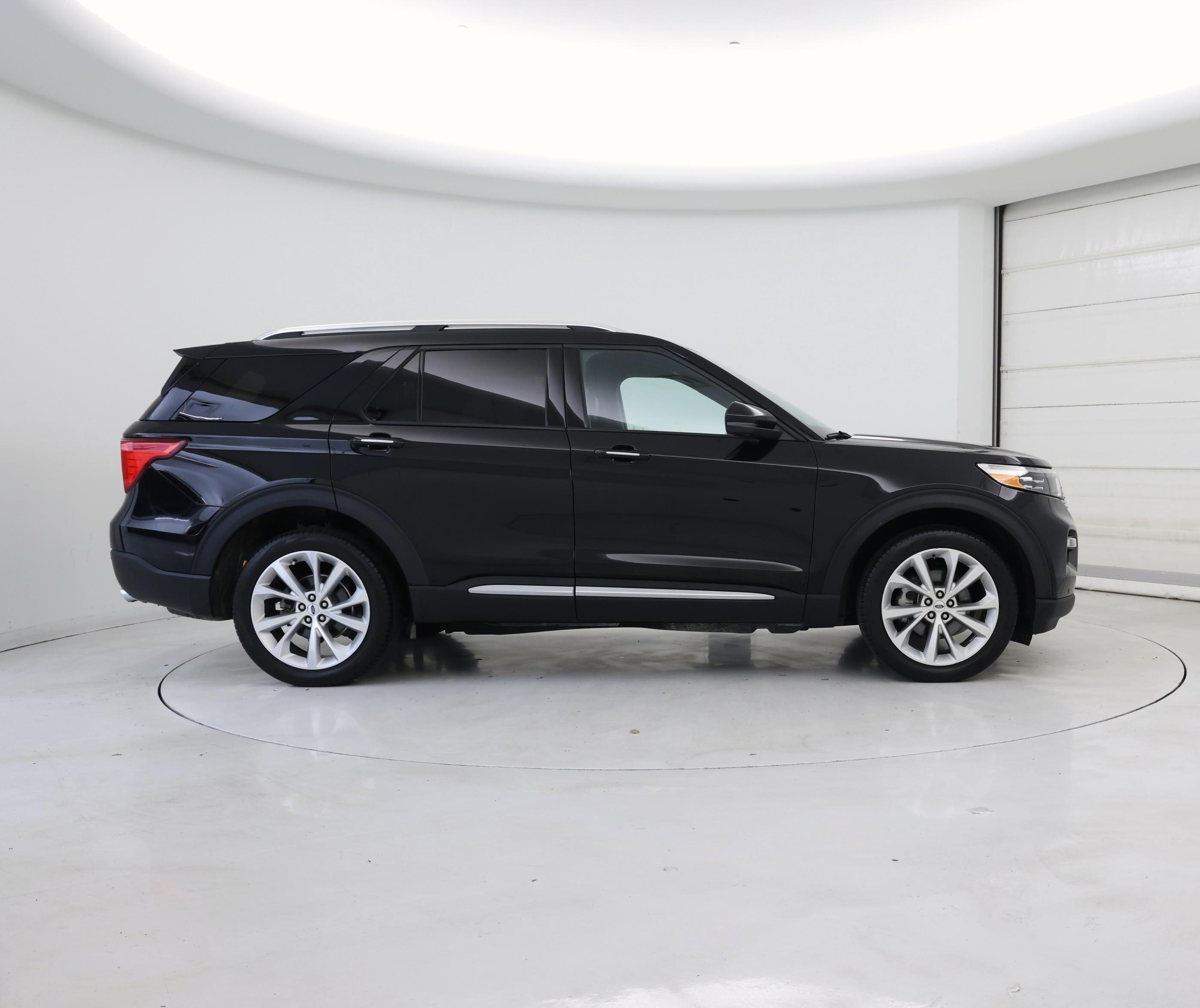Thumbnail: 2023 Ford Explorer - 7