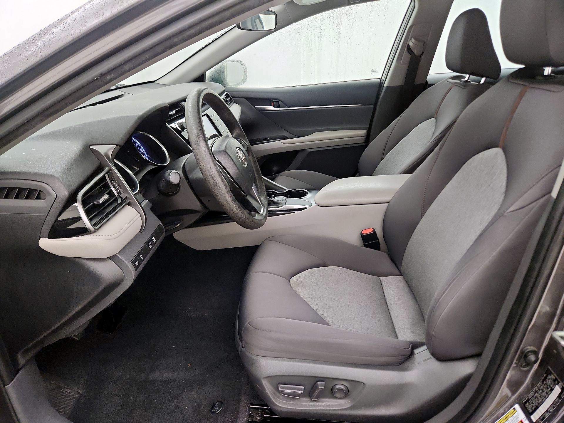 Thumbnail: 2020 Toyota Camry - 11