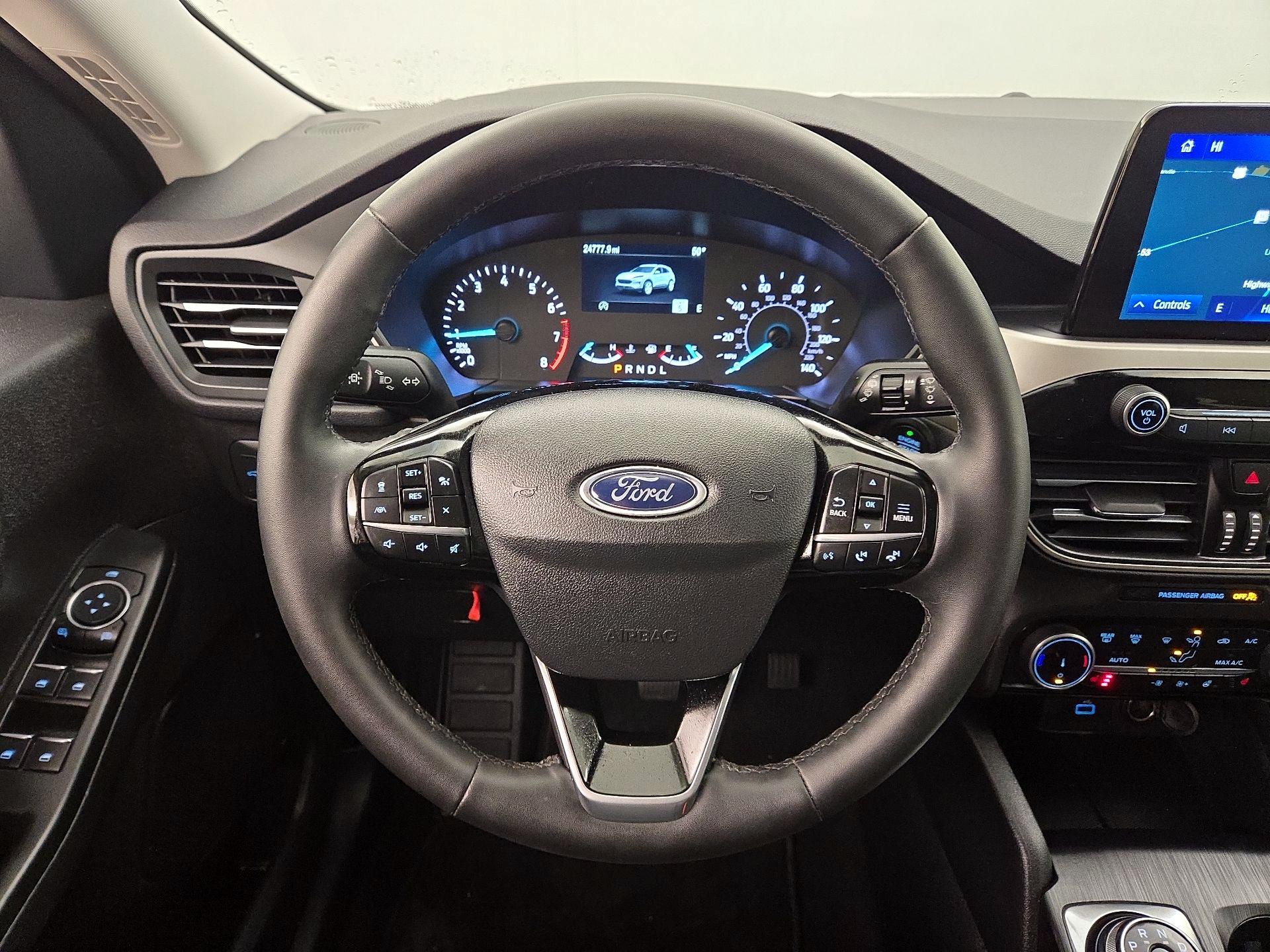 Thumbnail: 2022 Ford Escape - 10