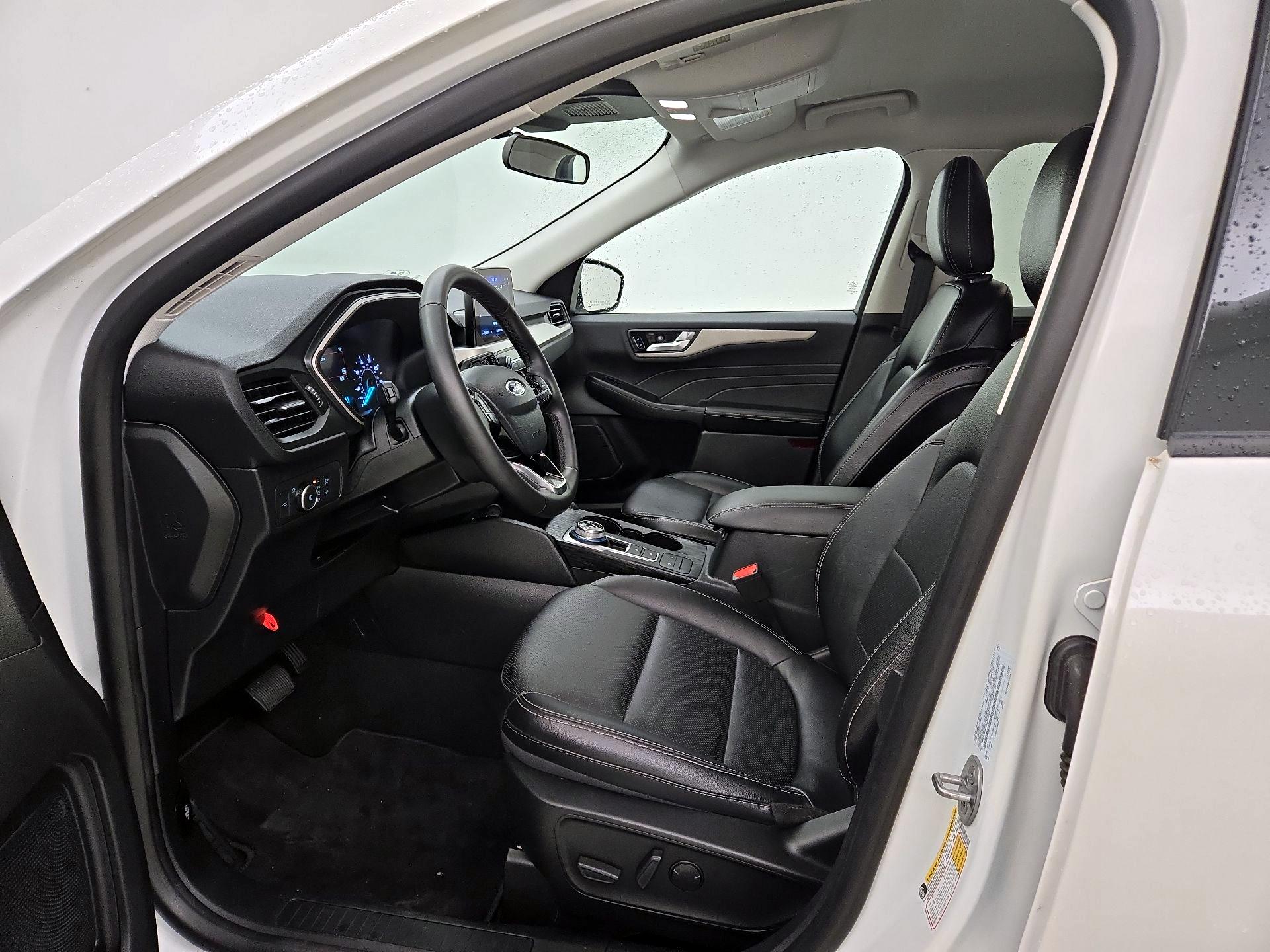 Thumbnail: 2022 Ford Escape - 11