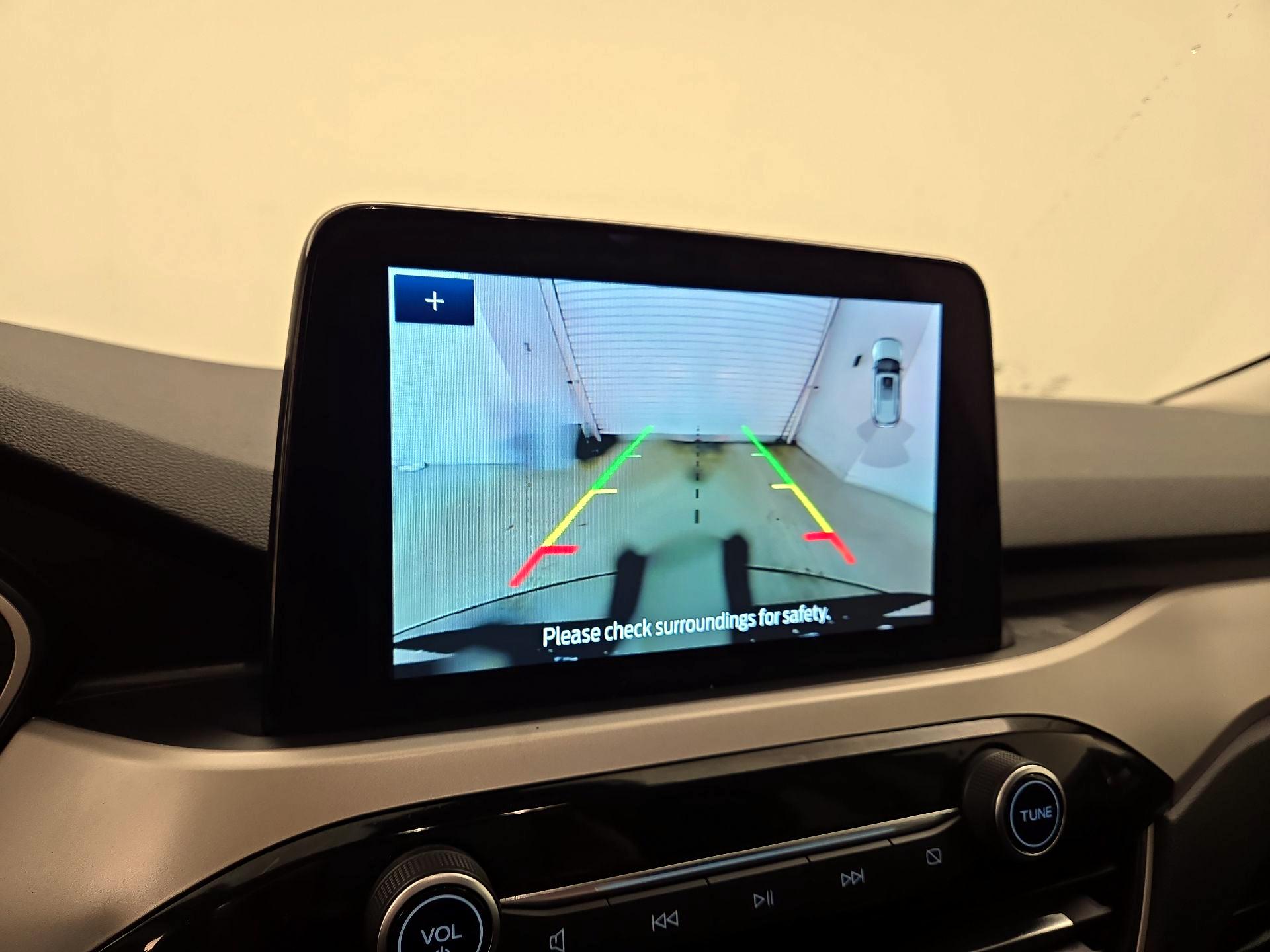 Thumbnail: 2022 Ford Escape - 15