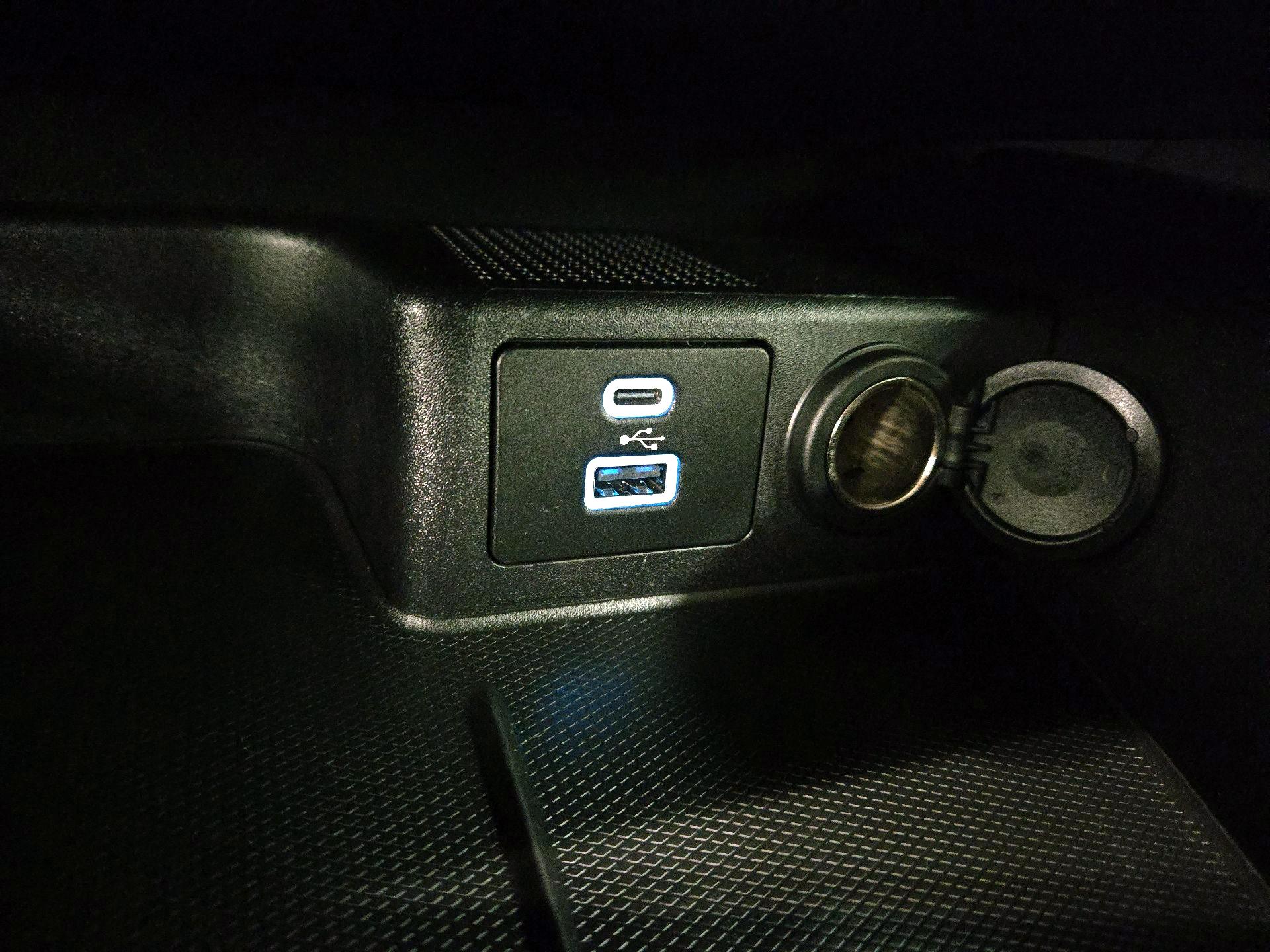 Thumbnail: 2022 Ford Escape - 19