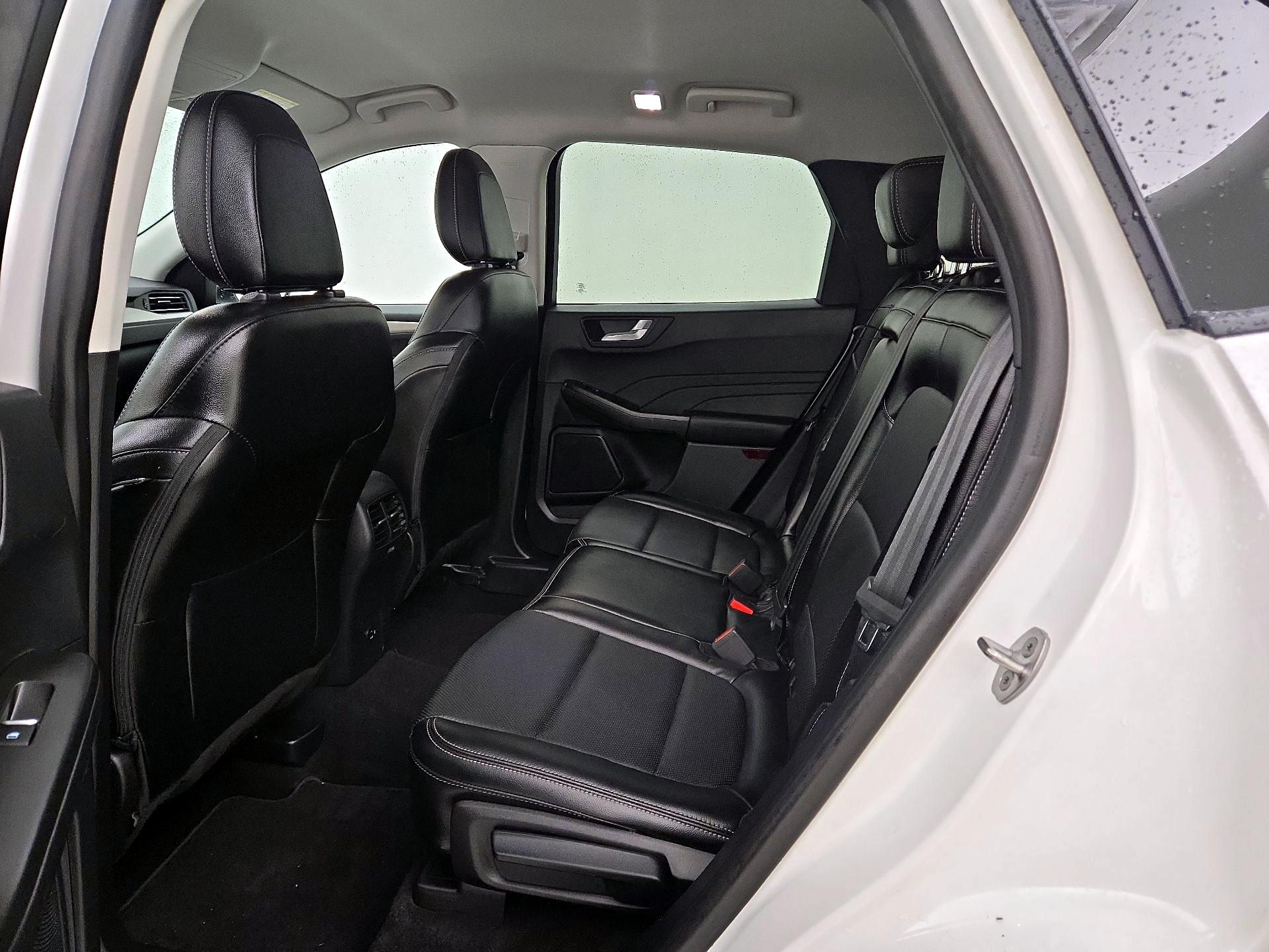 Thumbnail: 2022 Ford Escape - 20