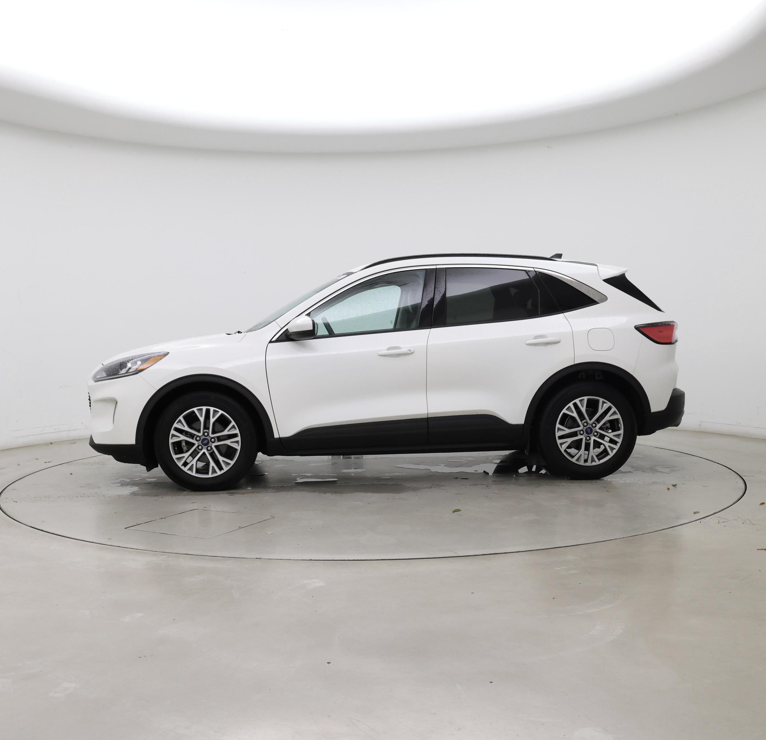 Thumbnail: 2022 Ford Escape - 3