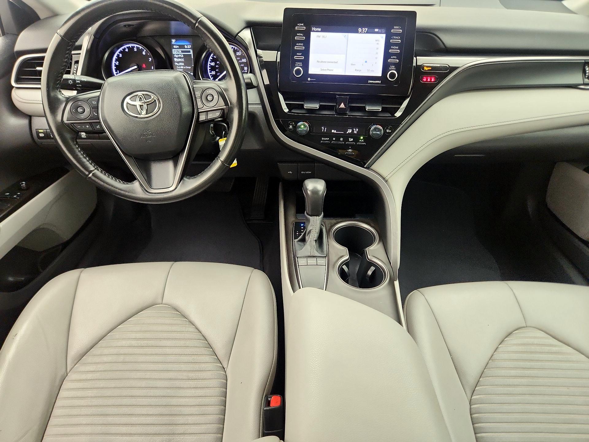 Thumbnail: 2022 Toyota Camry - 9