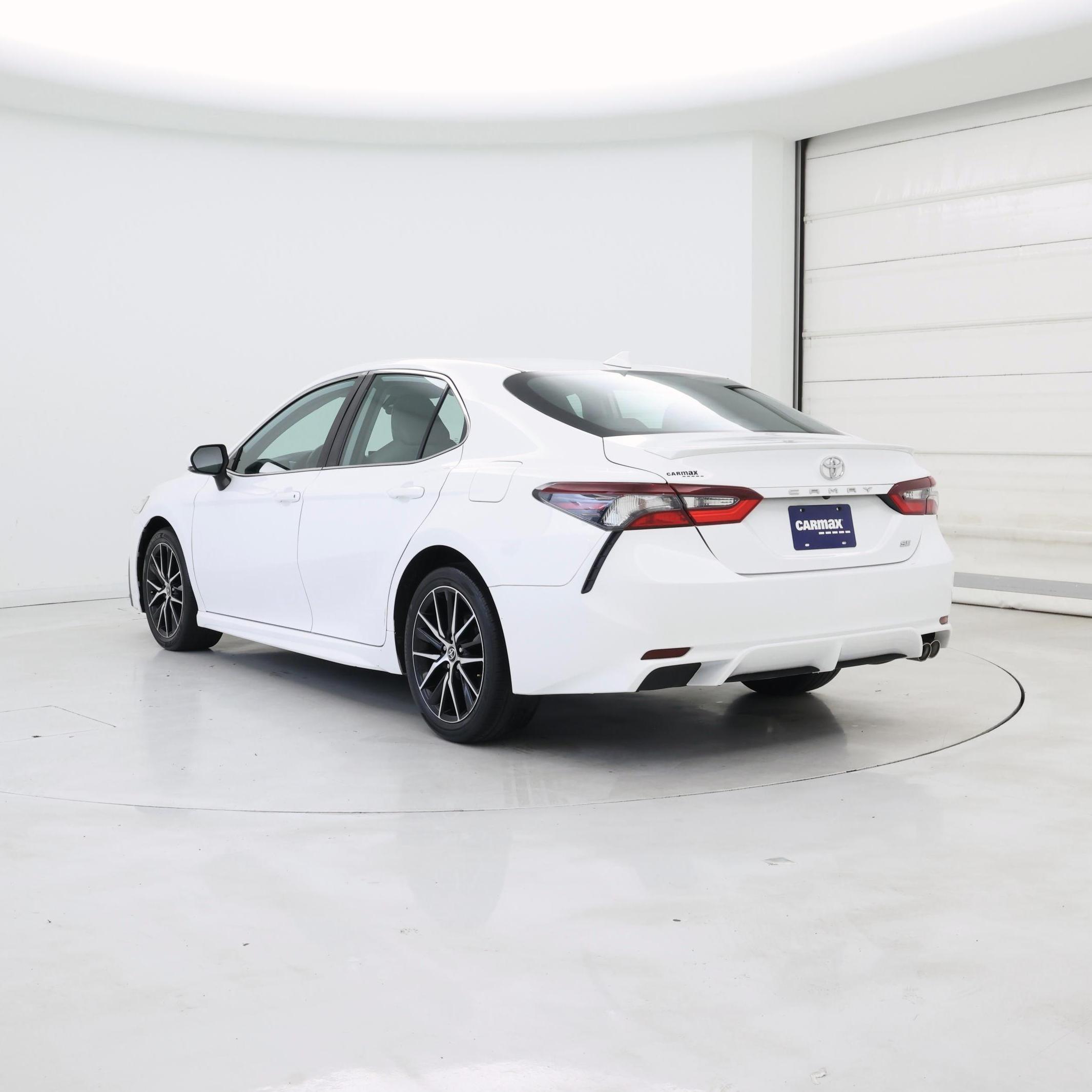 Thumbnail: 2022 Toyota Camry - 2