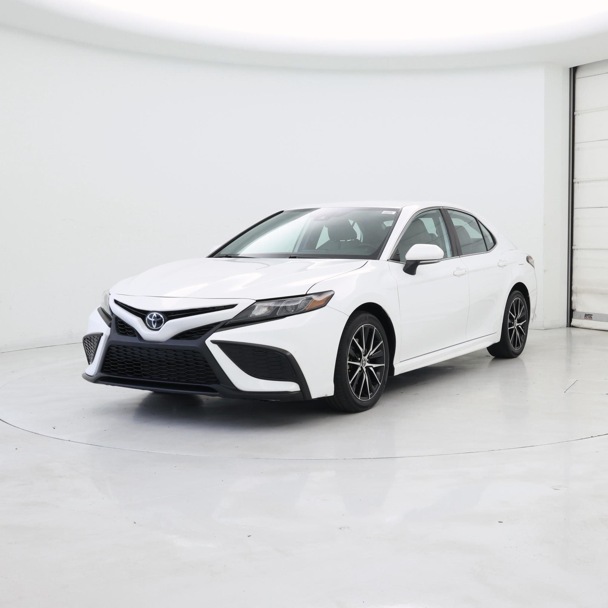 Thumbnail: 2022 Toyota Camry - 4