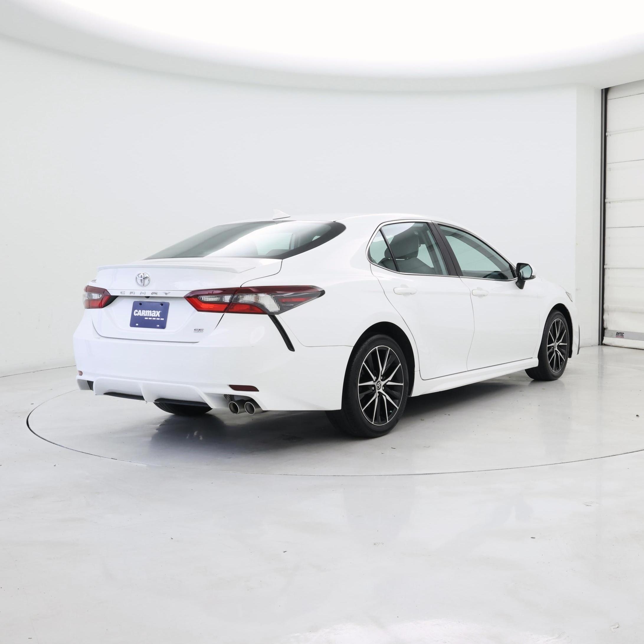 Thumbnail: 2022 Toyota Camry - 8