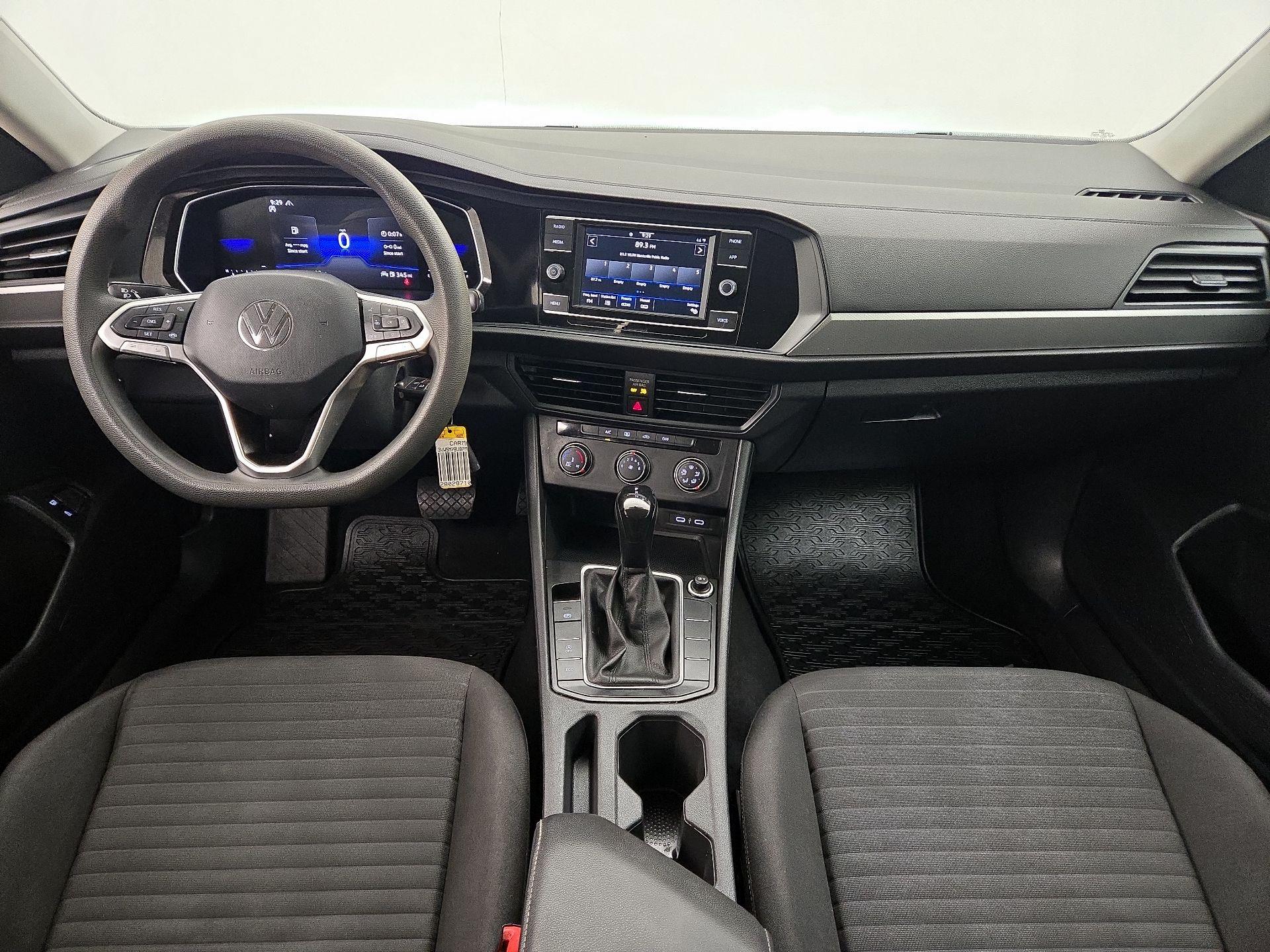 Thumbnail: 2023 Volkswagen Jetta - 9