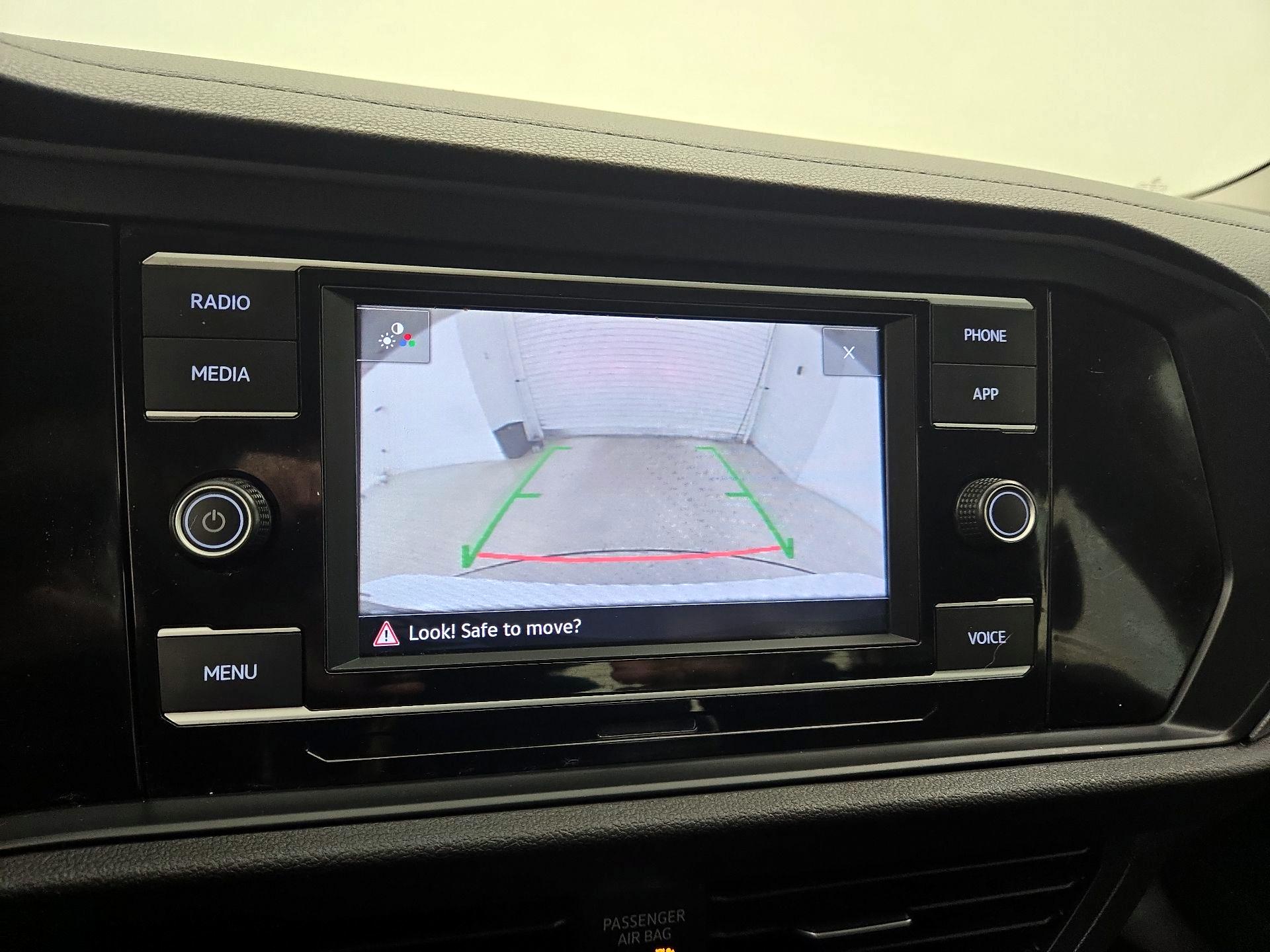 Thumbnail: 2023 Volkswagen Jetta - 14