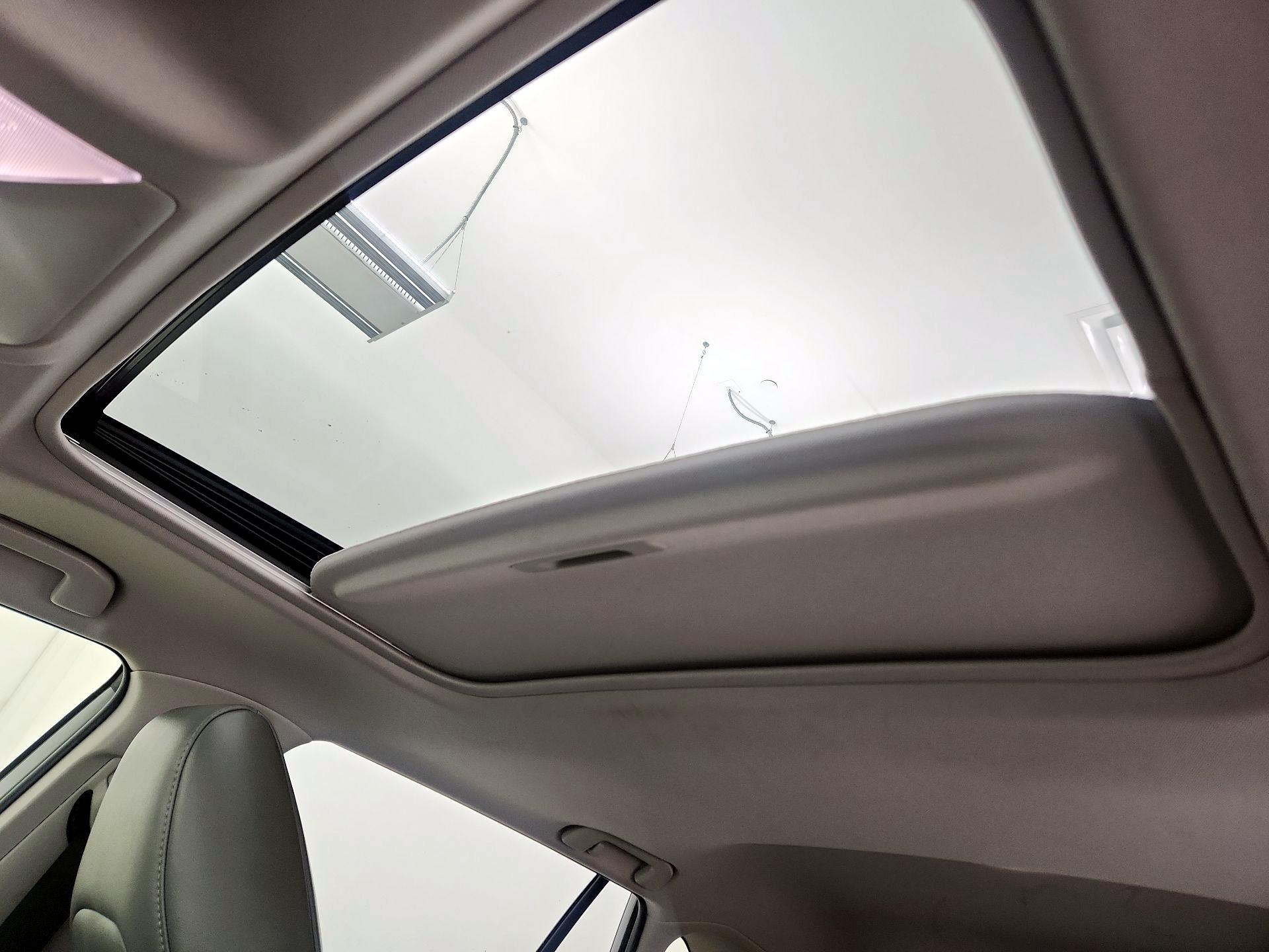 Thumbnail: 2023 Toyota RAV4 - 19