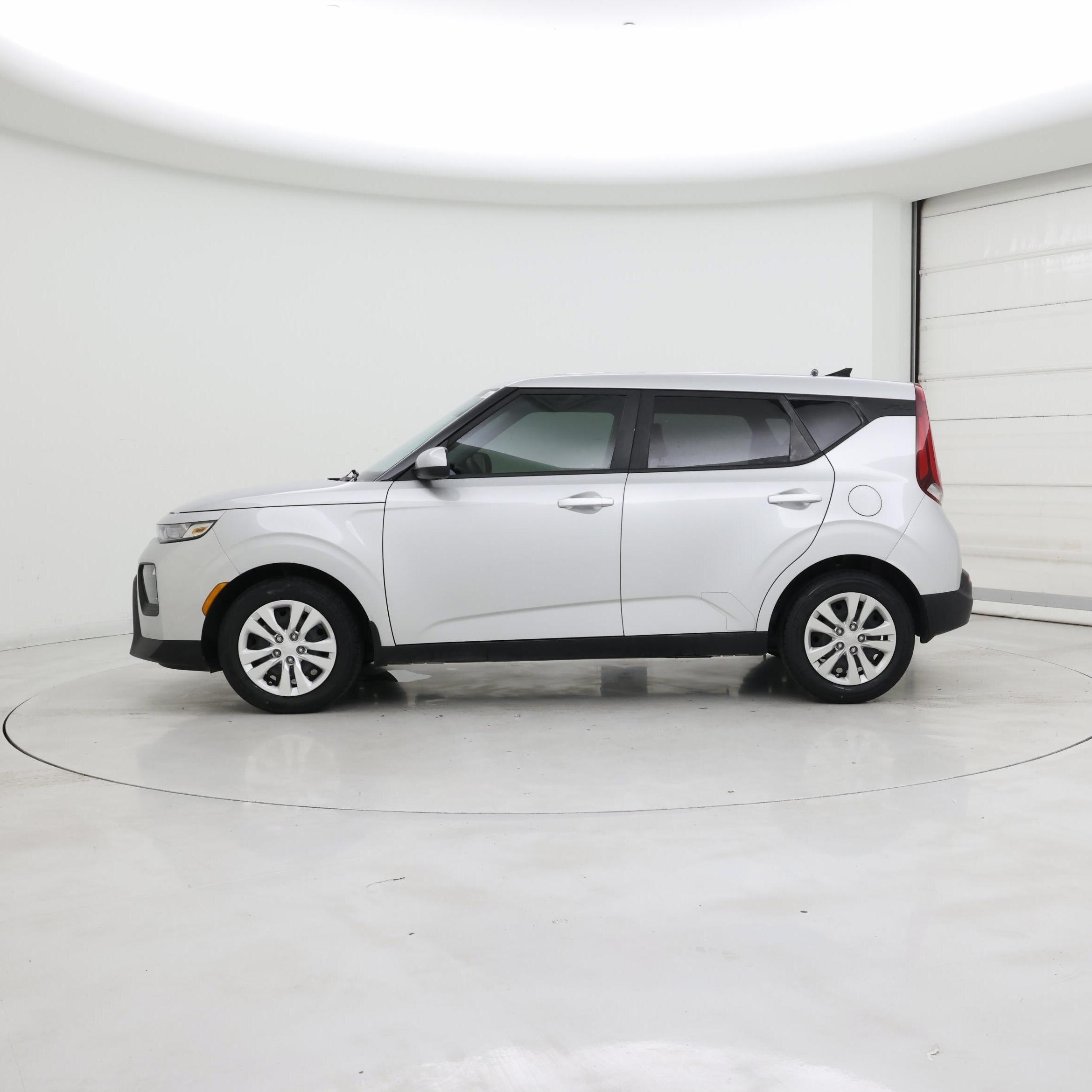 Thumbnail: 2021 Kia Soul - 3