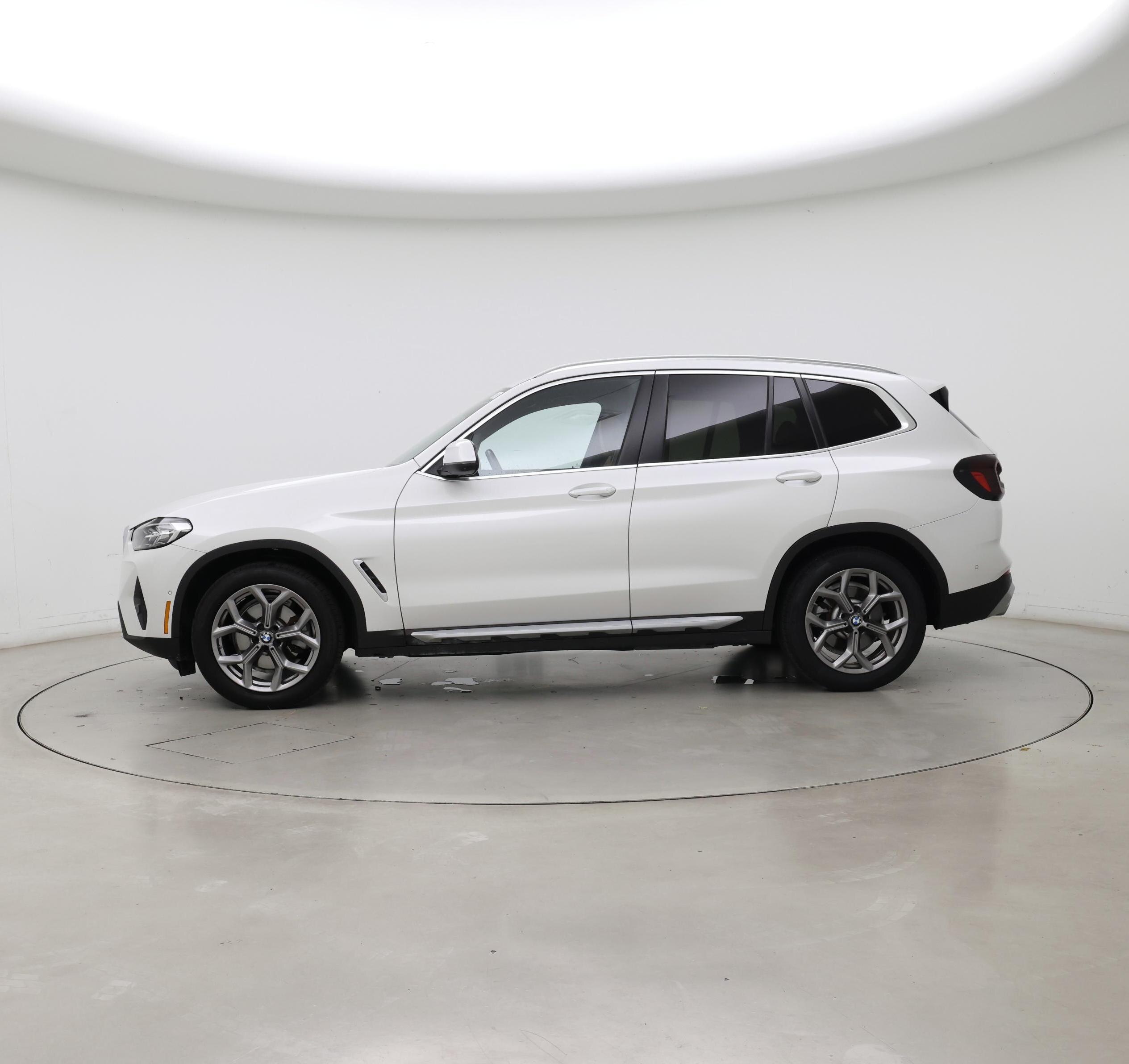 Thumbnail: 2024 BMW X3 - 3