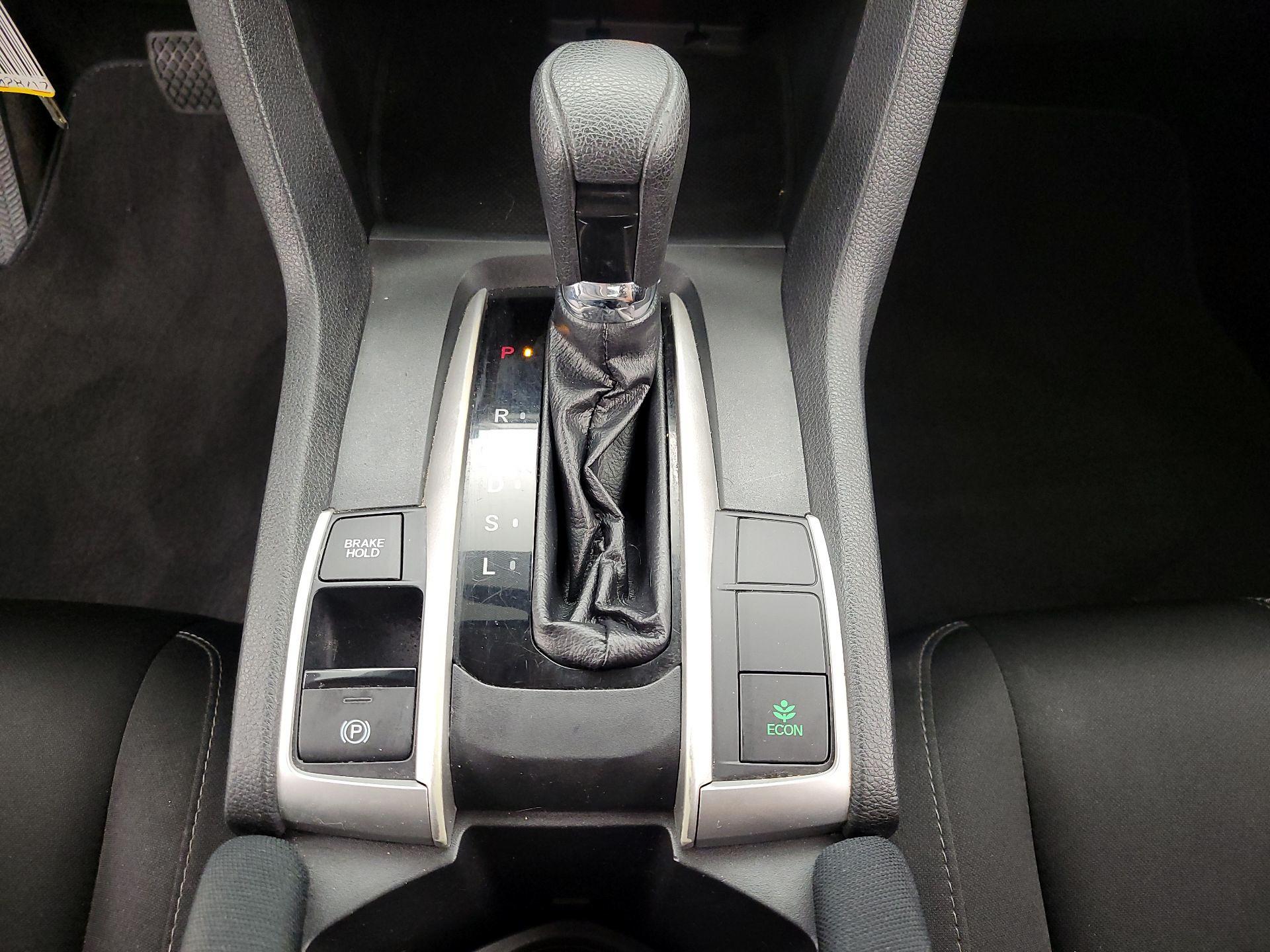 Thumbnail: 2019 Honda Civic - 17