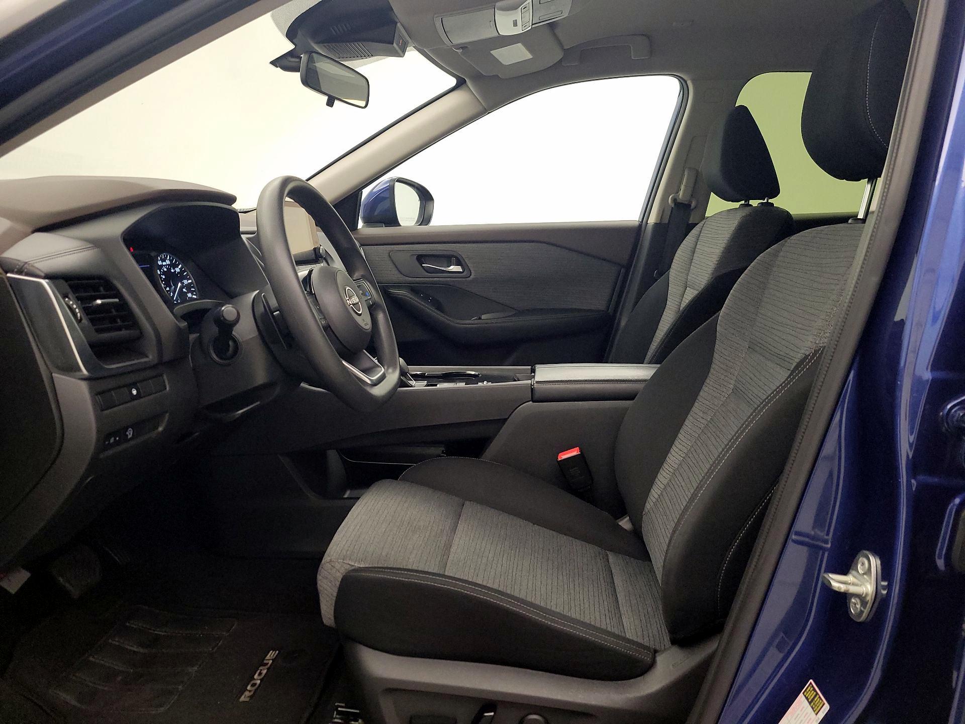 Thumbnail: 2023 Nissan Rogue - 11