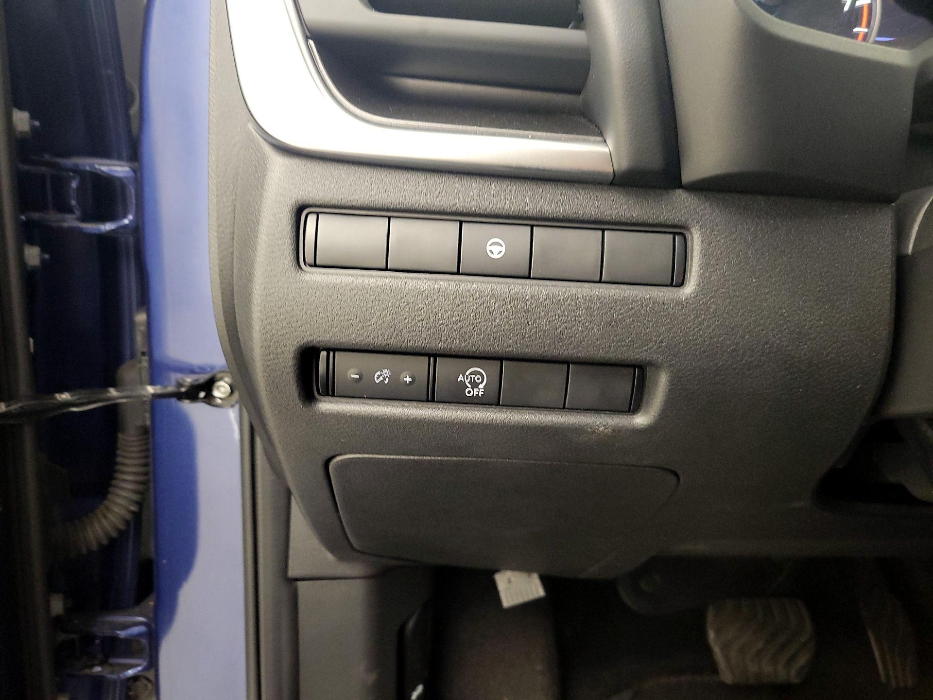 Thumbnail: 2023 Nissan Rogue - 13