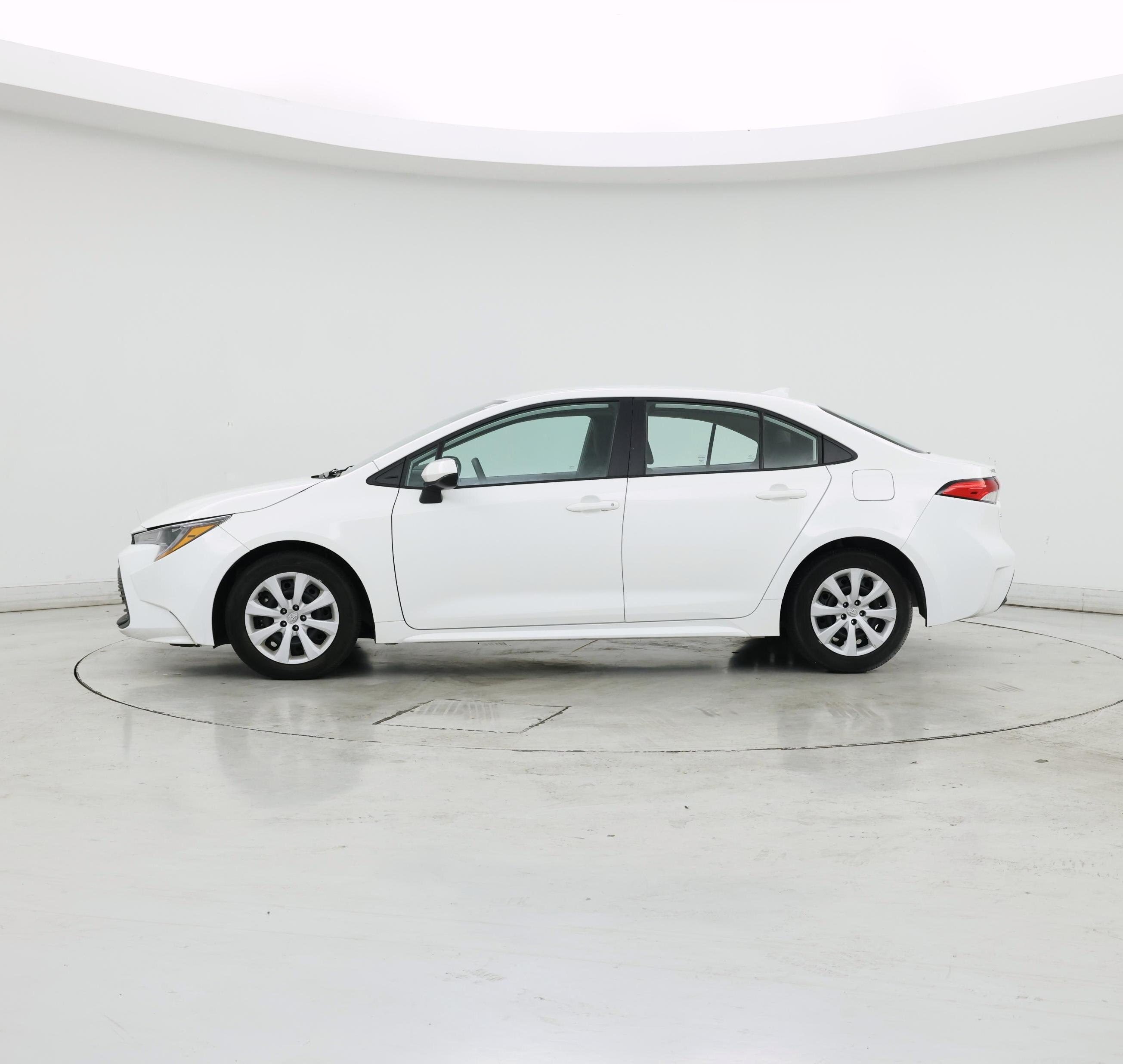 Thumbnail: 2024 Toyota Corolla - 3