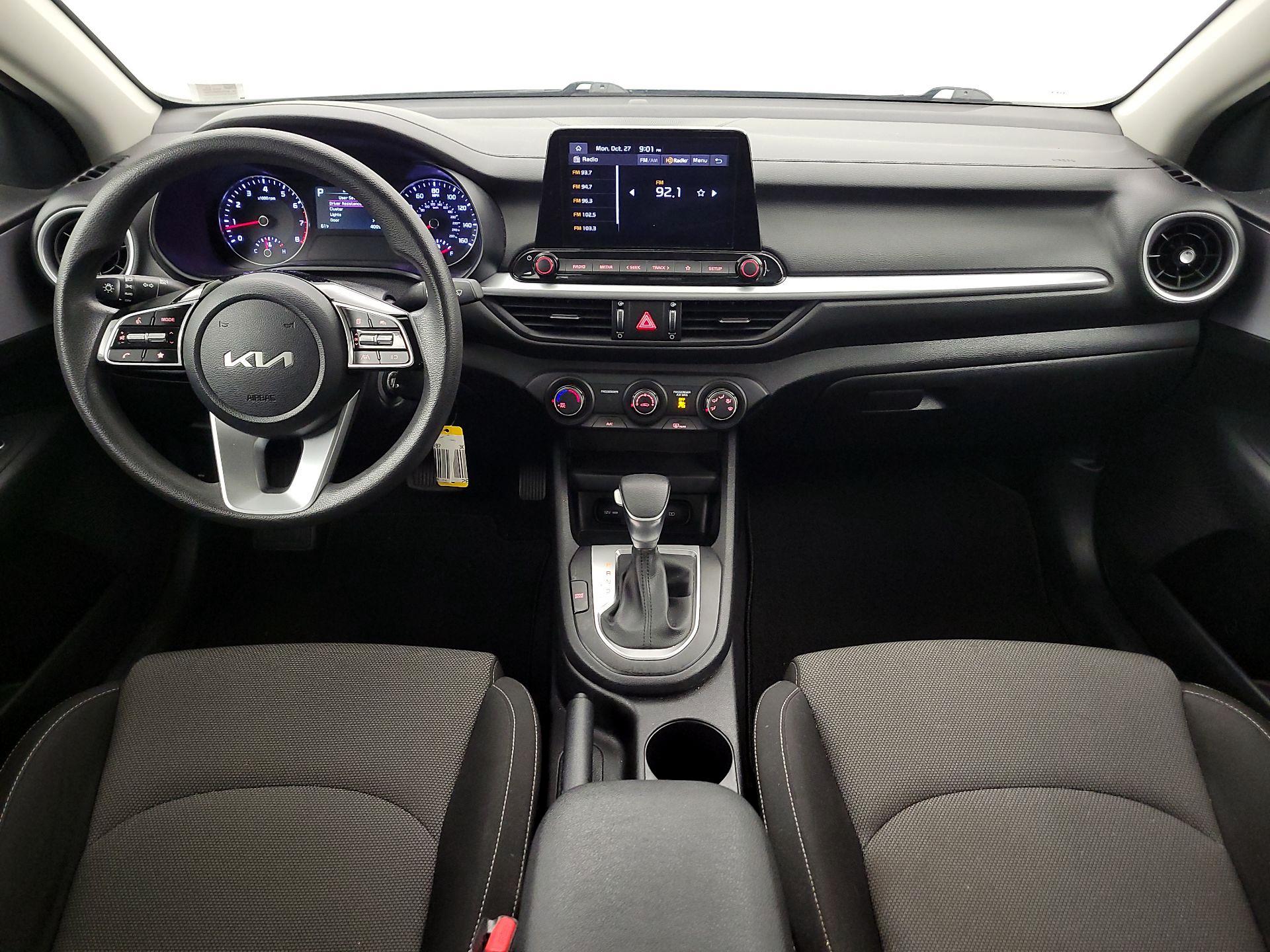 Thumbnail: 2024 Kia Forte - 9