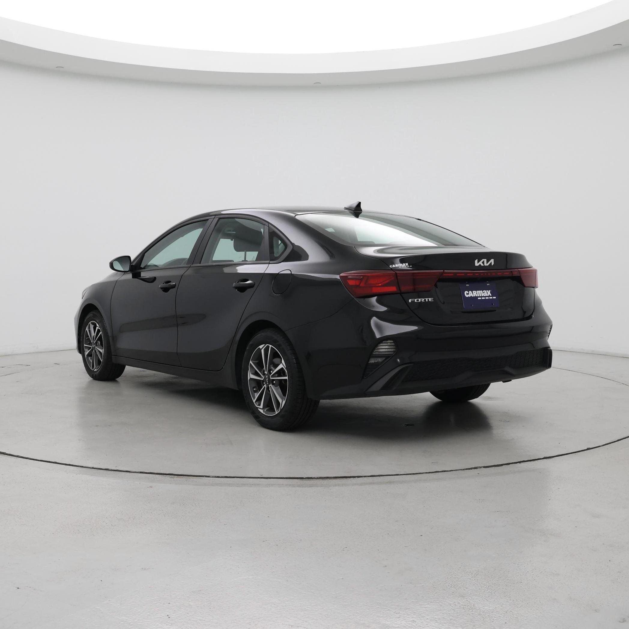 Thumbnail: 2024 Kia Forte - 2