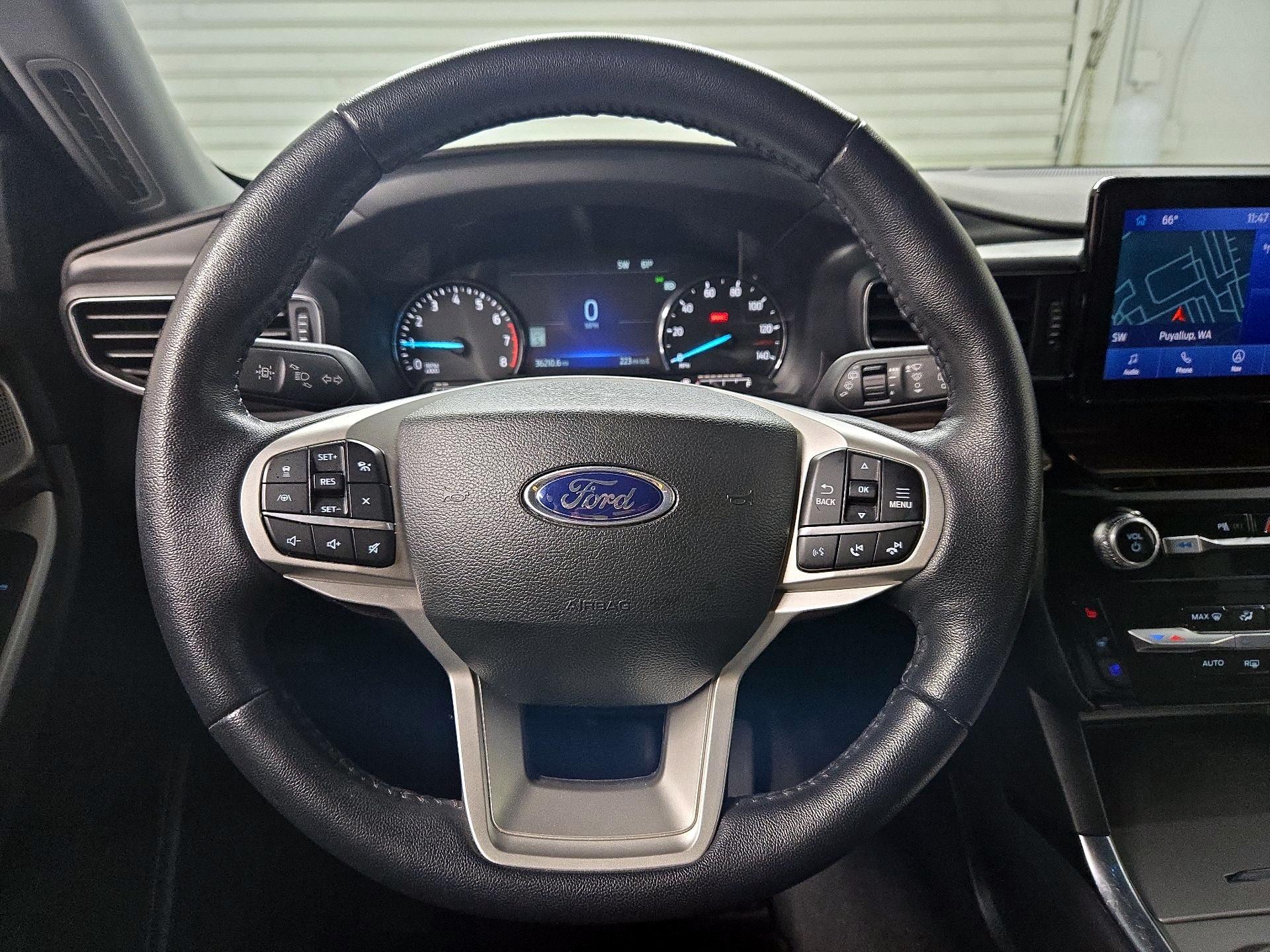 Thumbnail: 2023 Ford Explorer - 10