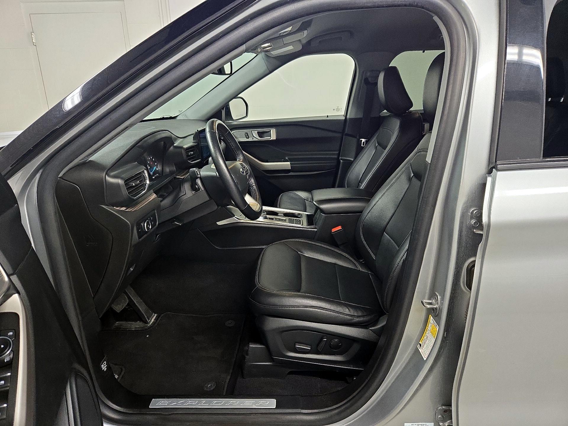 Thumbnail: 2023 Ford Explorer - 11