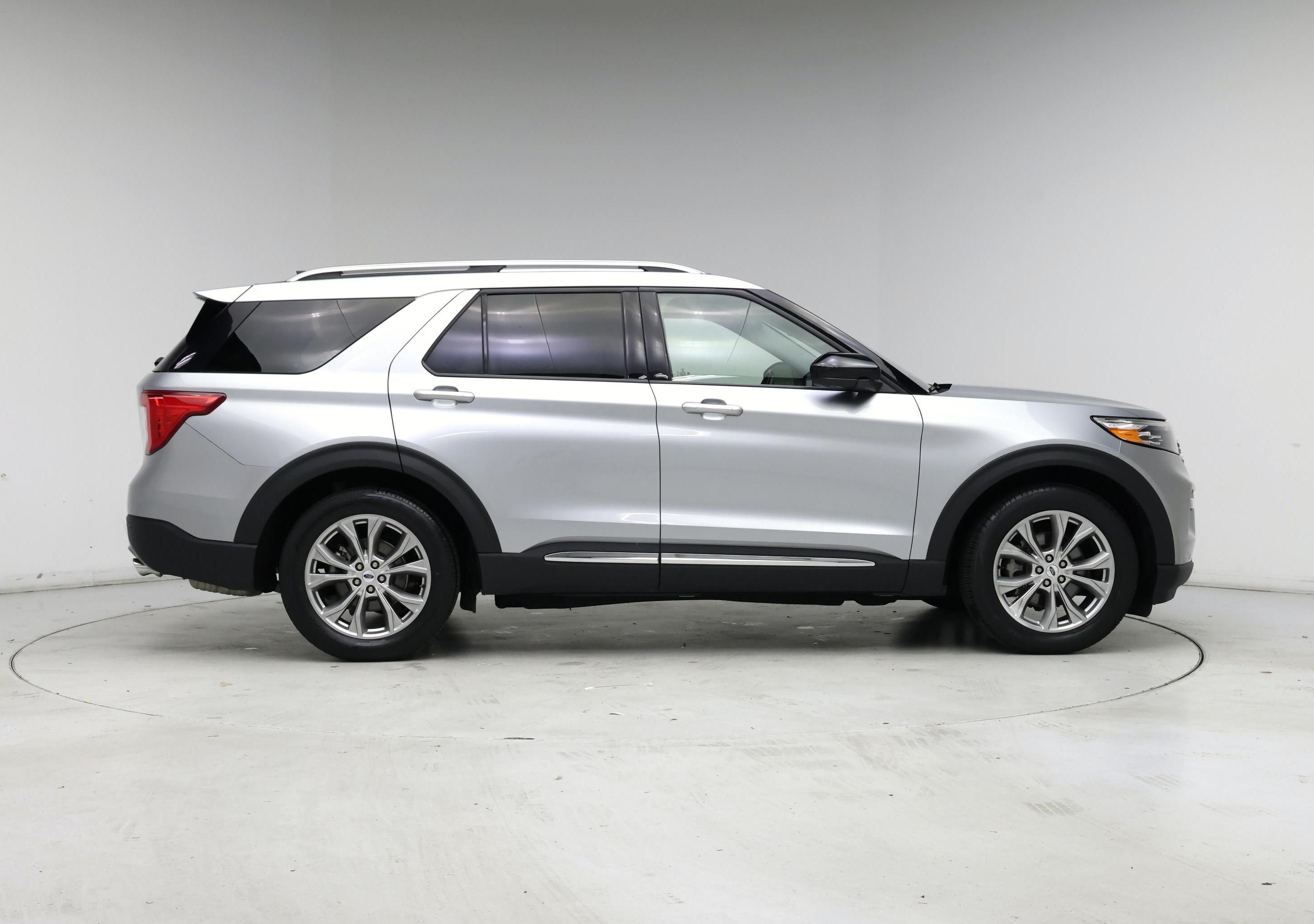 Thumbnail: 2023 Ford Explorer - 7