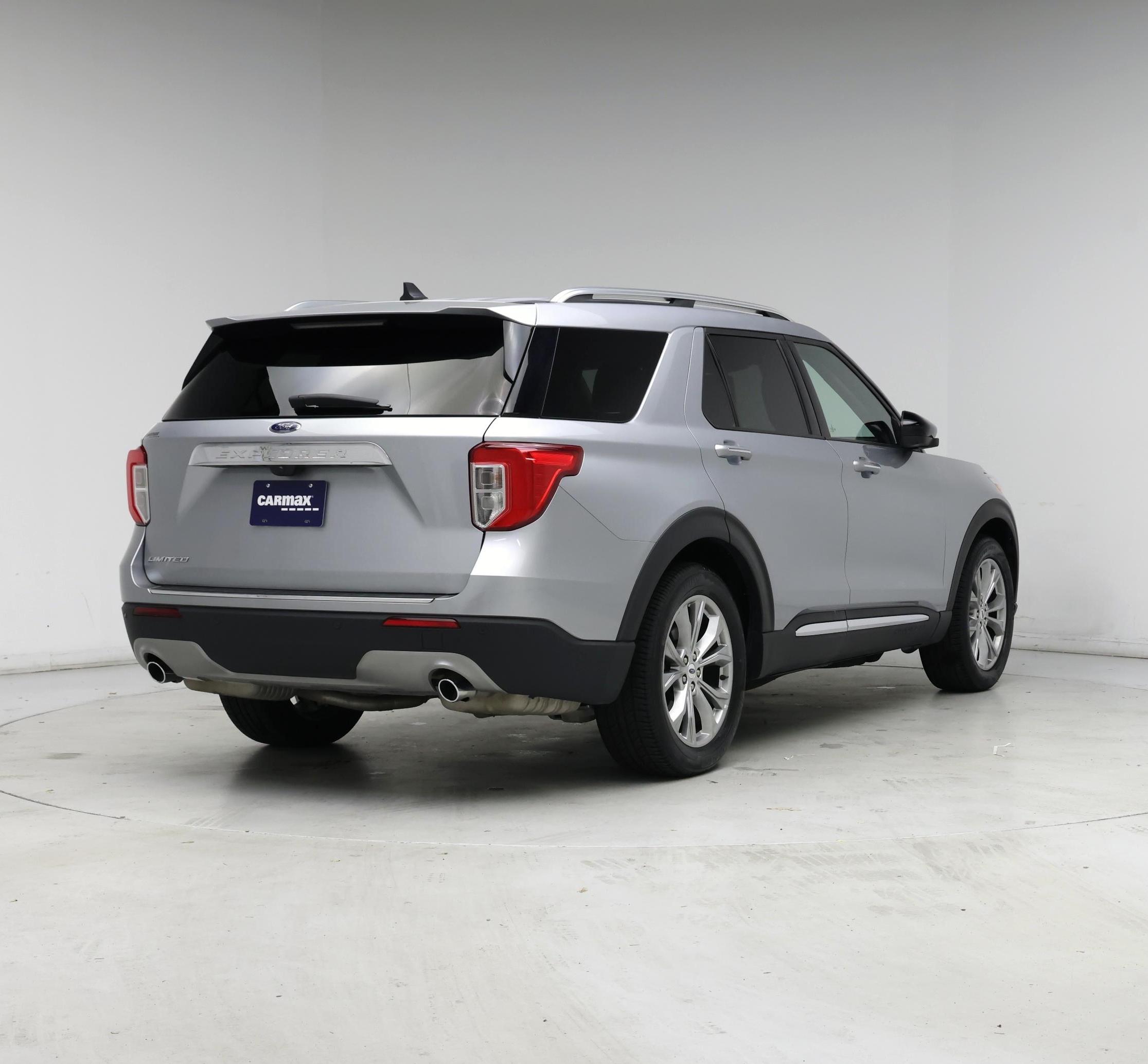 Thumbnail: 2023 Ford Explorer - 8