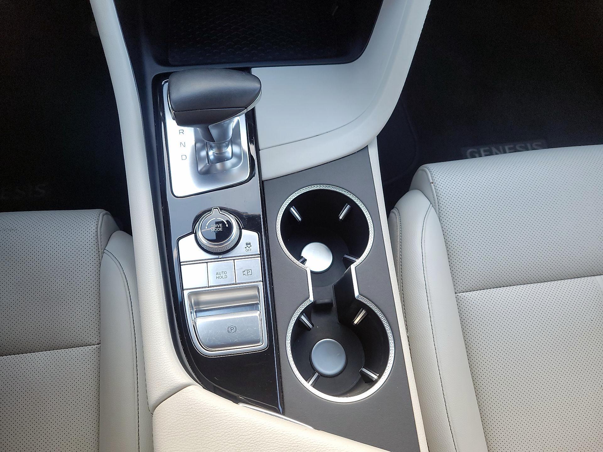 Thumbnail: 2024 Genesis G70 - 18